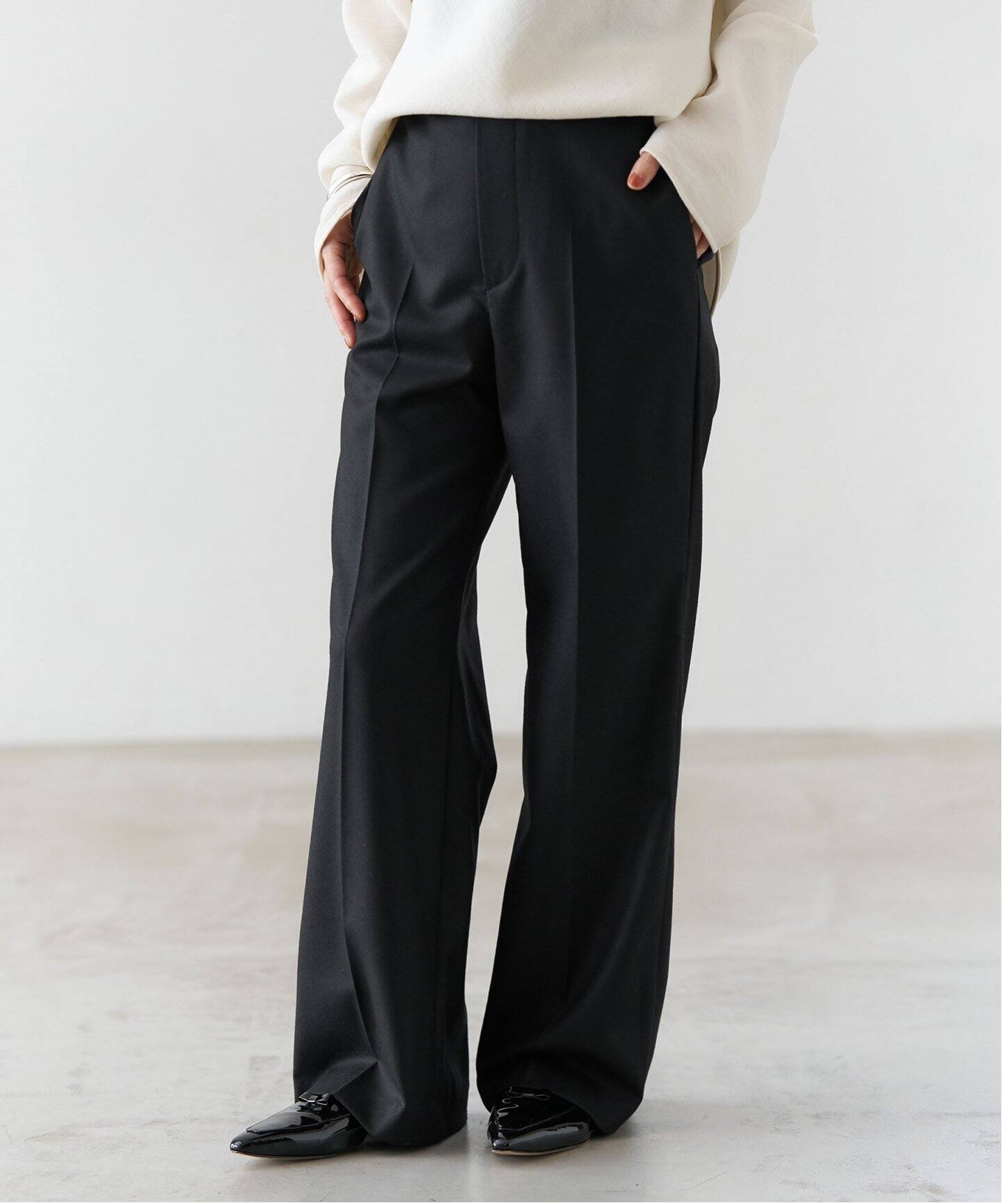 ストレッチフラノセンタープレスイージーパンツ（スラックス  