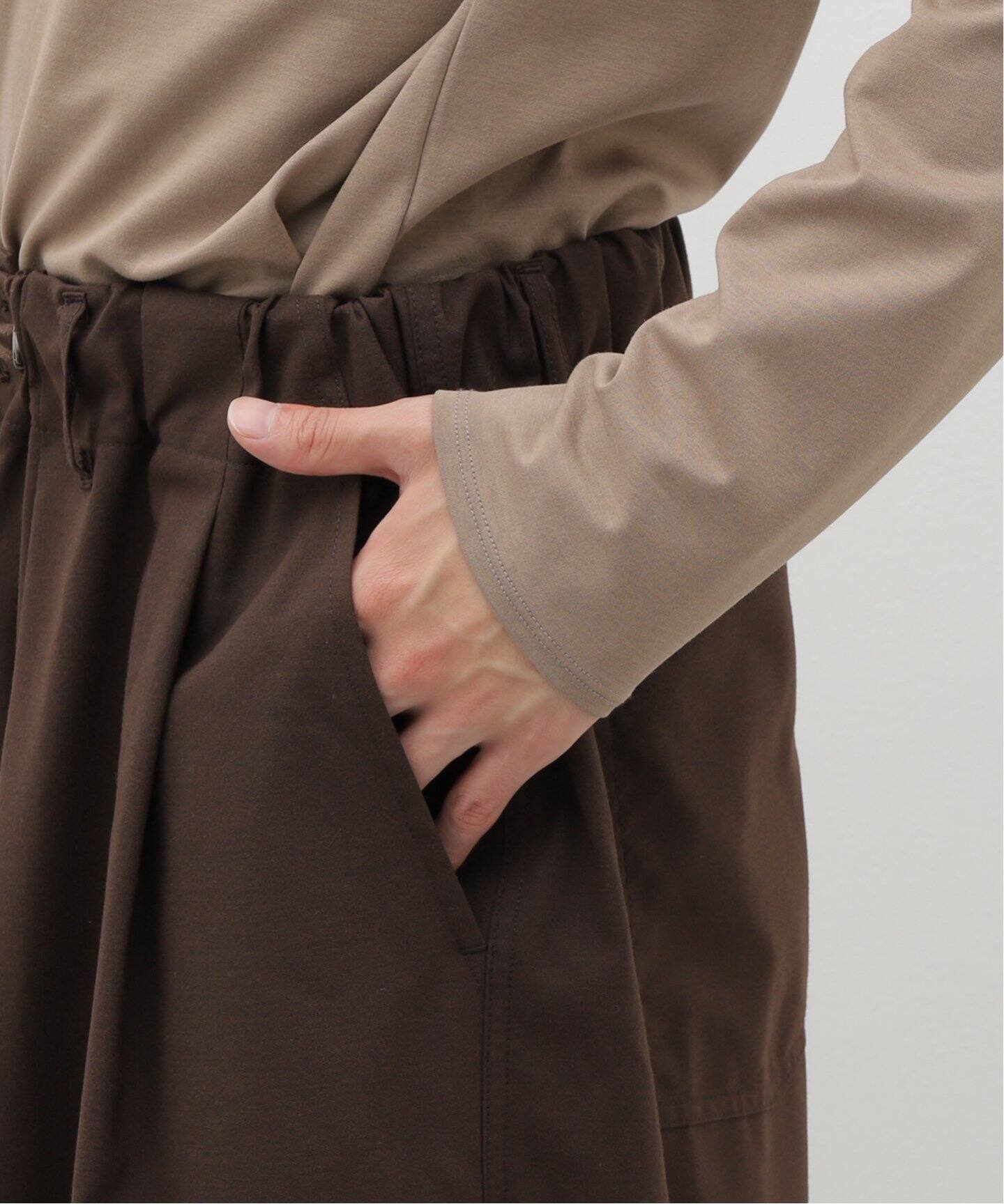 Sillage (シアージ) WOOL TROPICAL CIRCULAR SHORTS SL24SS-CSP 