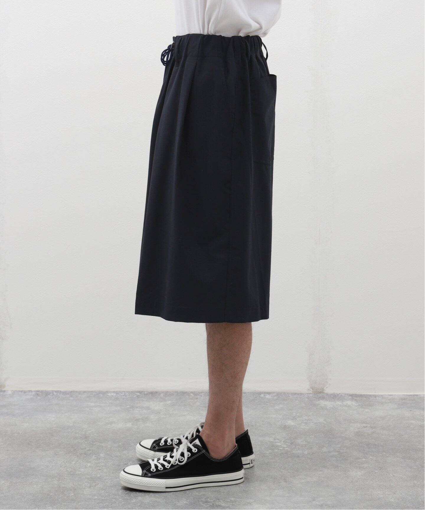 Sillage (シアージ) WOOL TROPICAL CIRCULAR SHORTS EX SL24SS-CSTW-NV 
