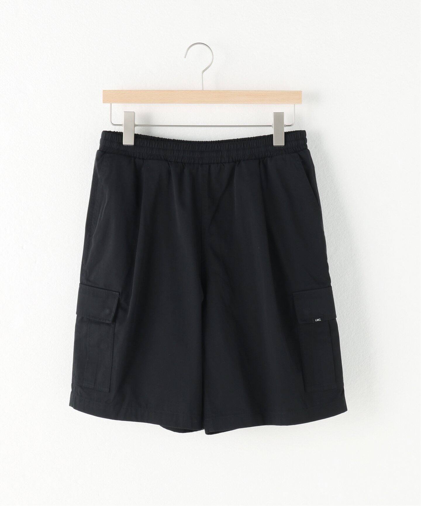 ハーフ・ショートパンツ LMC WIDE CARGO SHORTS dark green 0LM24SHP103DGN LMC