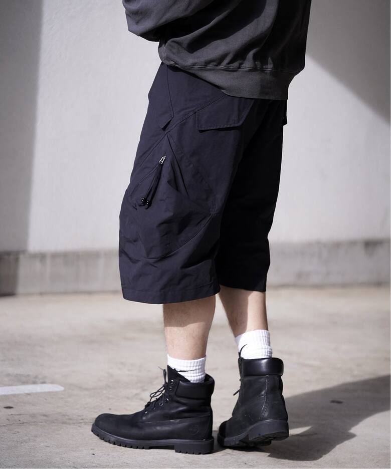 NVRFRGT / ネヴァーフォーゲット】3D TWISTED CARGO SHORT PANTS 