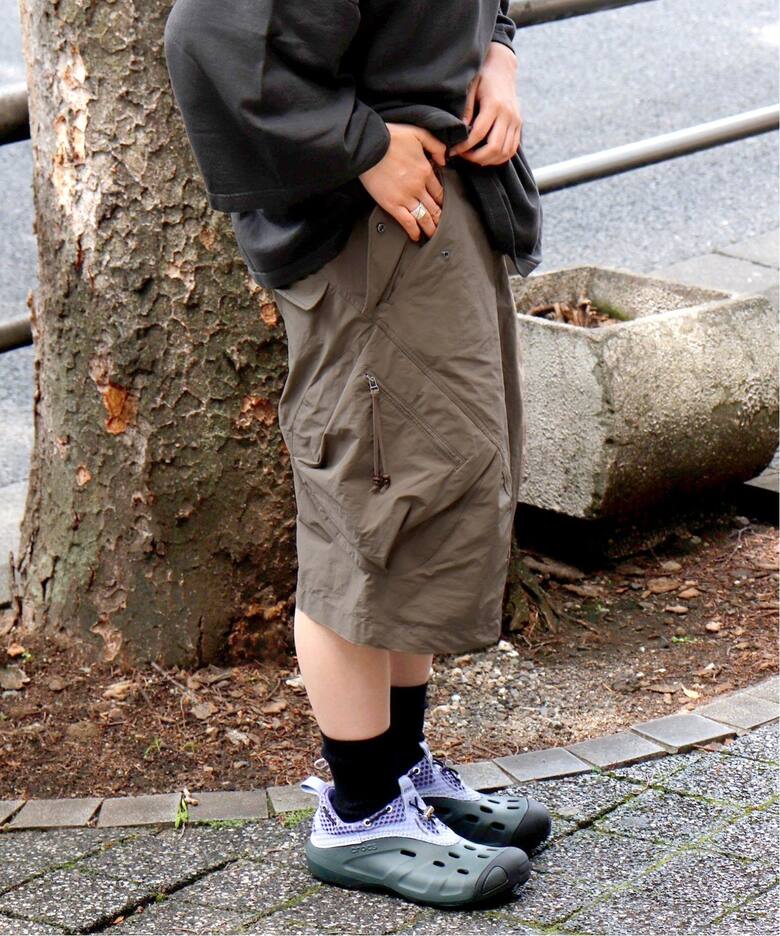 NVRFRGT / ネヴァーフォーゲット】3D TWISTED CARGO SHORT PANTS 
