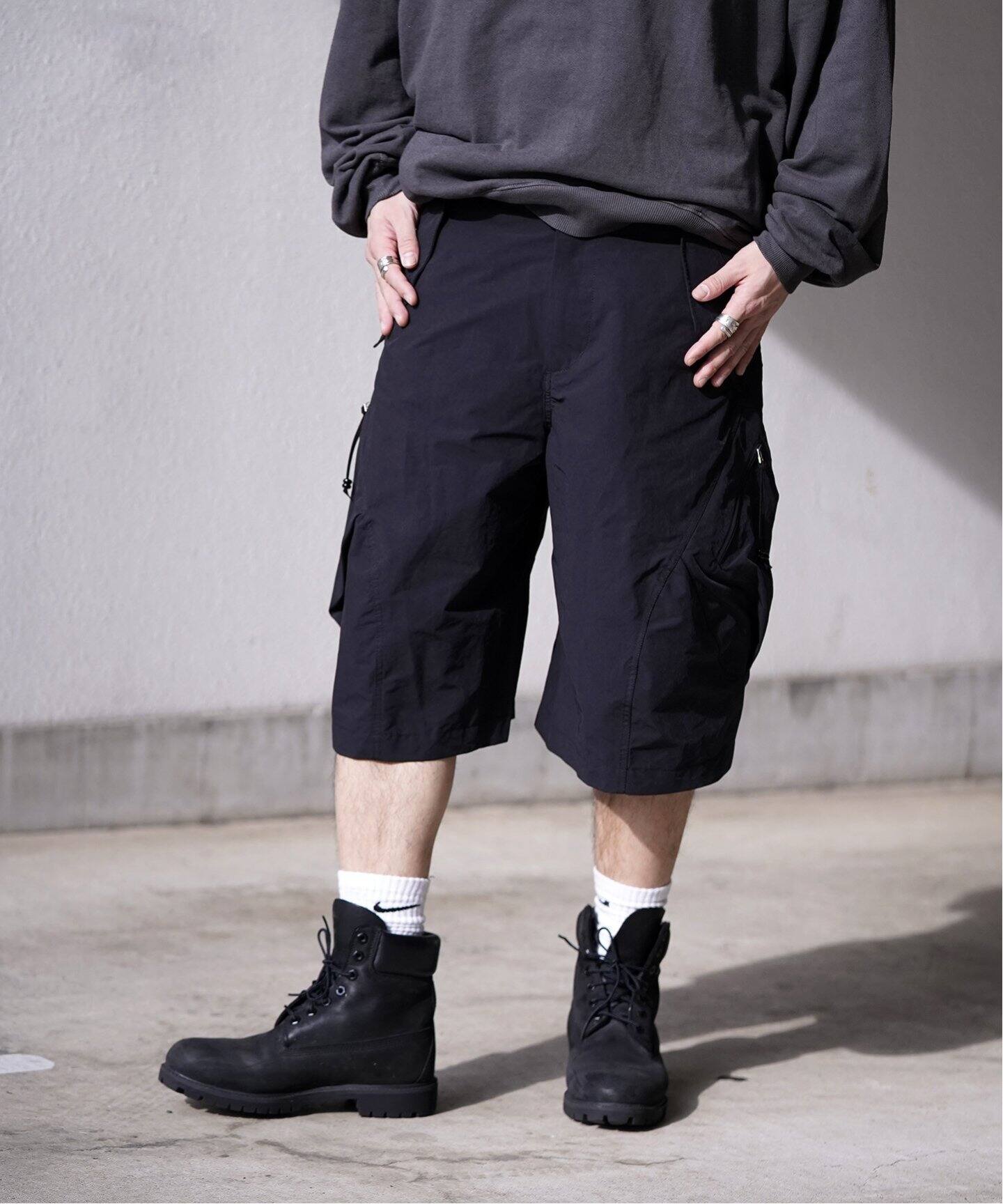 NVRFRGT / ネヴァーフォーゲット】3D TWISTED CARGO SHORT PANTS 