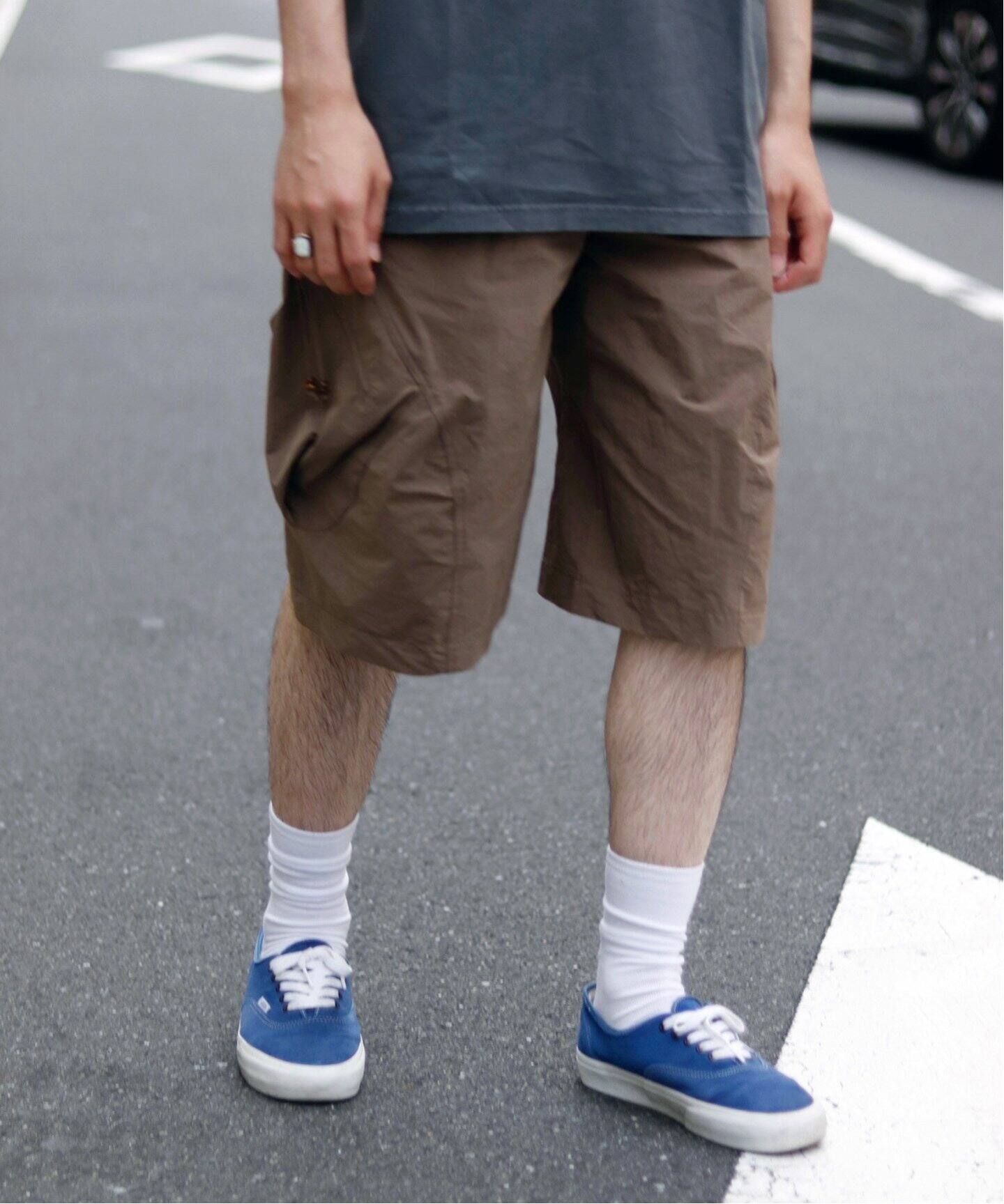 NVRFRGT / ネヴァーフォーゲット】3D TWISTED CARGO SHORT PANTS 