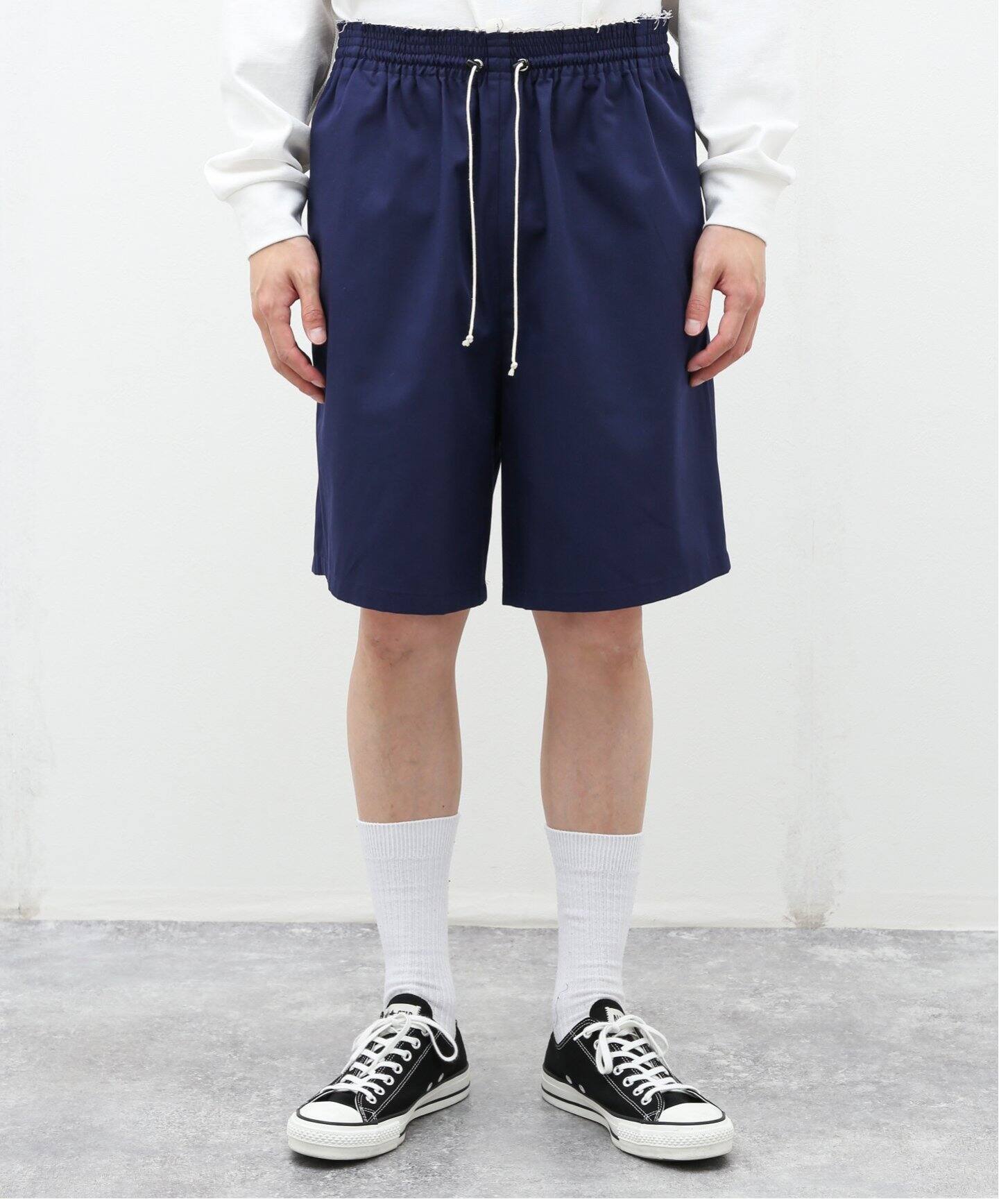 CAMIEL FORTGENS / KNEE SHORTS COTTON TWILL BLUE CF.17.13.01.01 