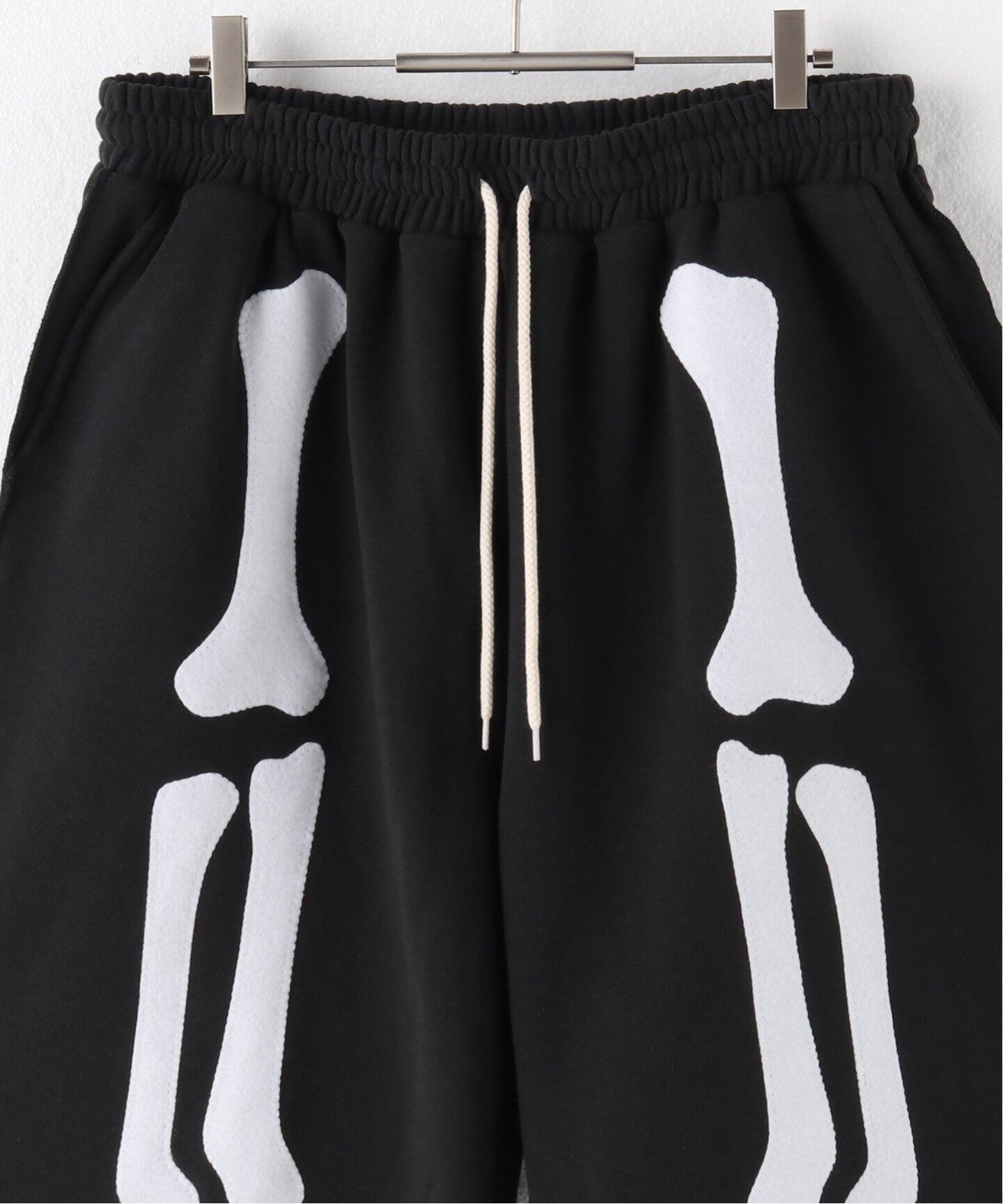 DISCOVERED / ディスカバード】 BONE IN SWEAT SHORTS（ショート