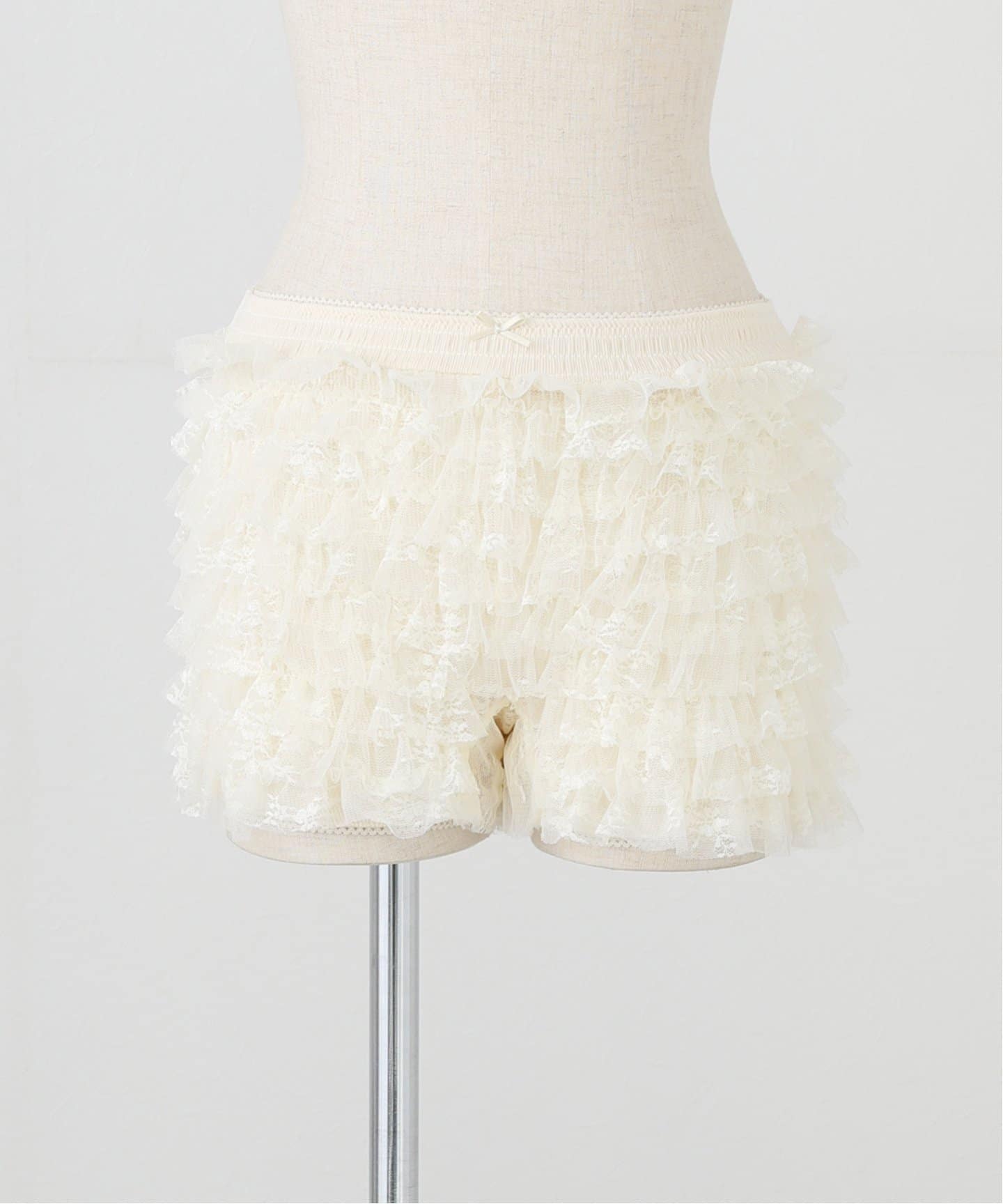 MUSINSA | GLOWNY POLLY LACE BLOOMER SHORTS (IVORY)