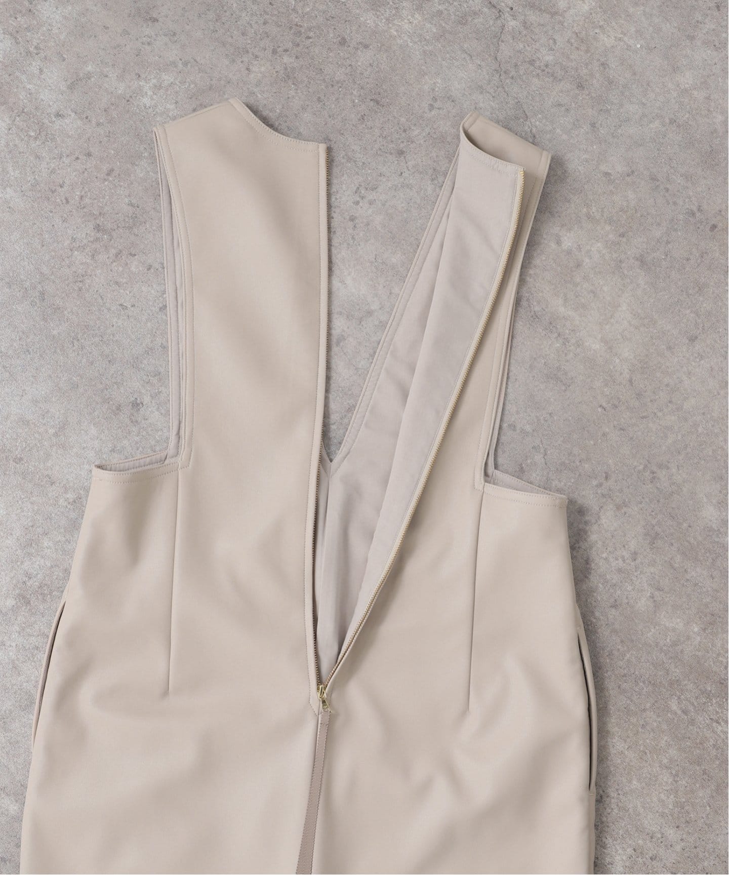 LATOWAラピーヌ　レザージャンパースカート lalagom ショート丈ジャンパースカート – A list of my favorites