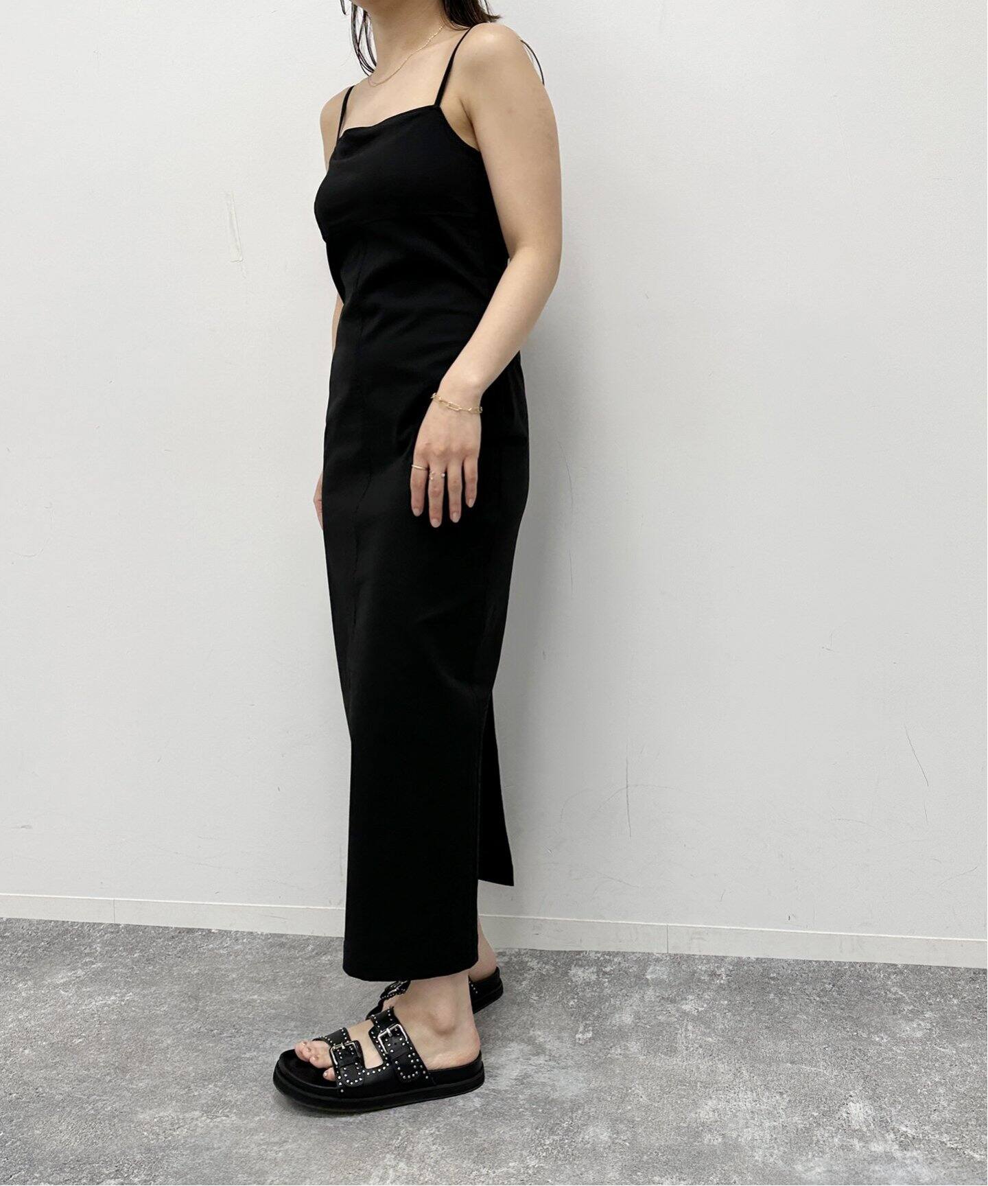 バックオープンストレッチワンピース（ワンピース）｜U by SPICK&SPAN  