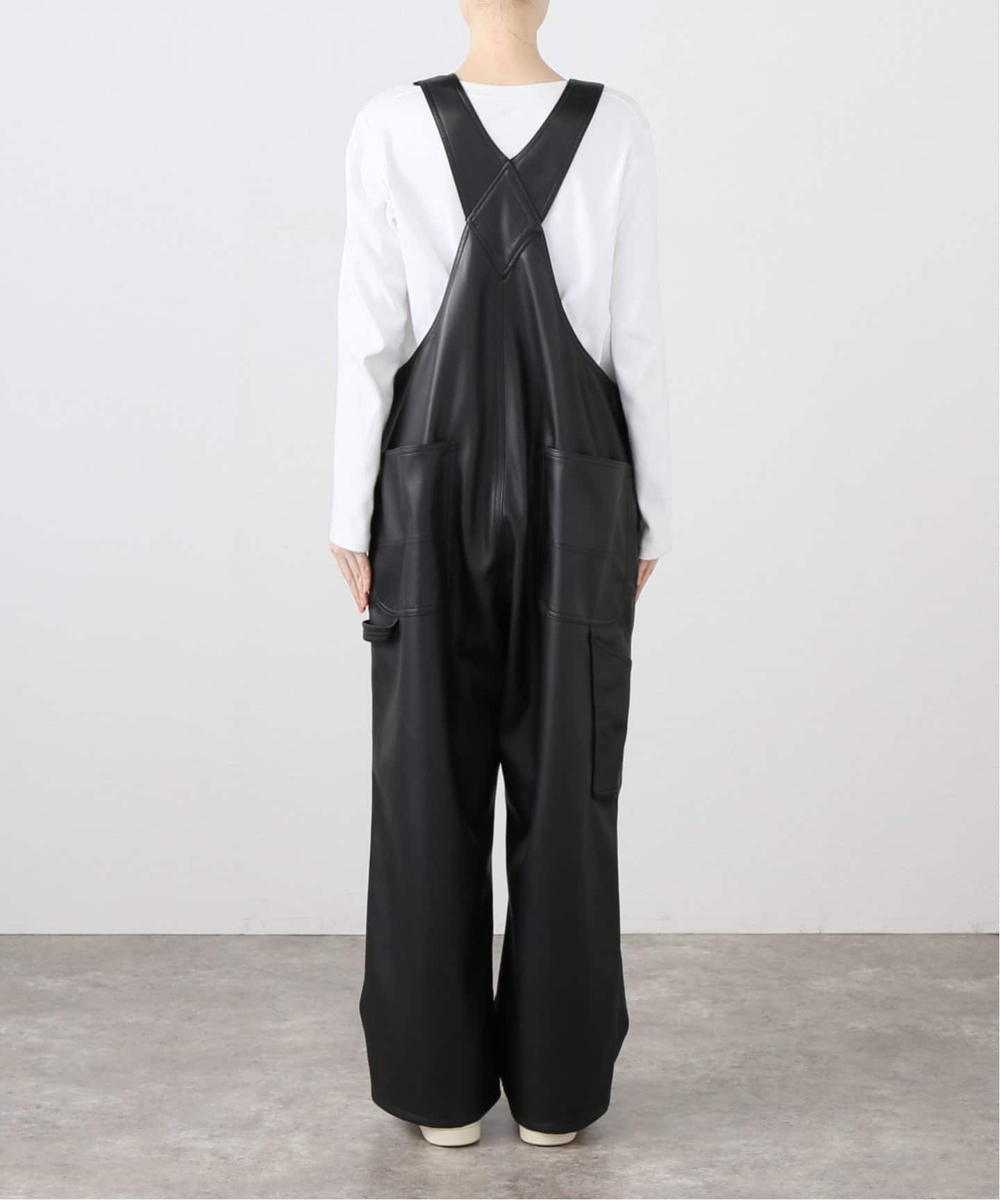 フェイクレザーオーバーオール（サロペット／オーバーオール