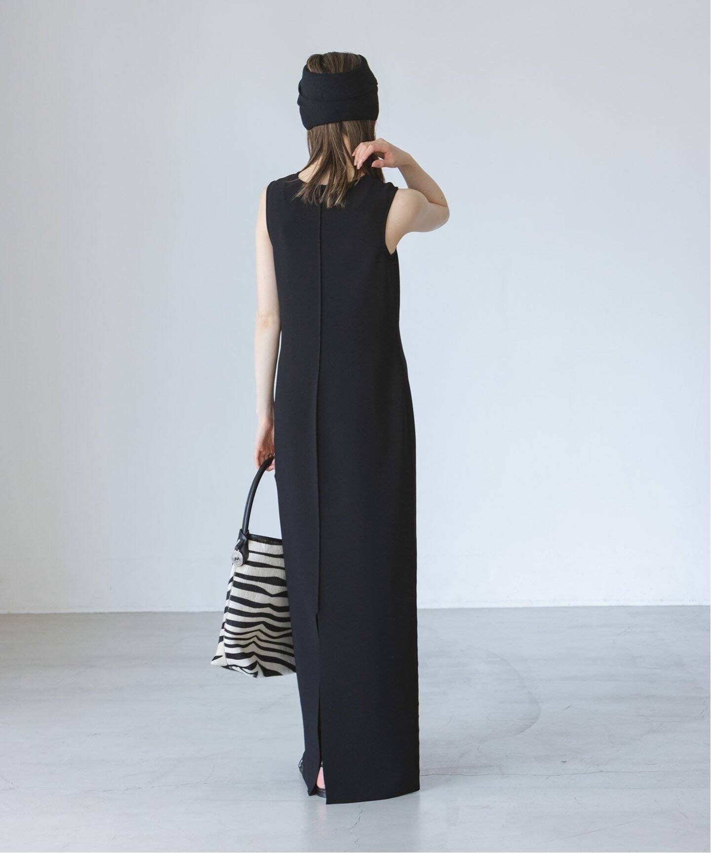 ニットジョーゼットニュアンスネックワンピース（ワンピース）｜NOBLE  