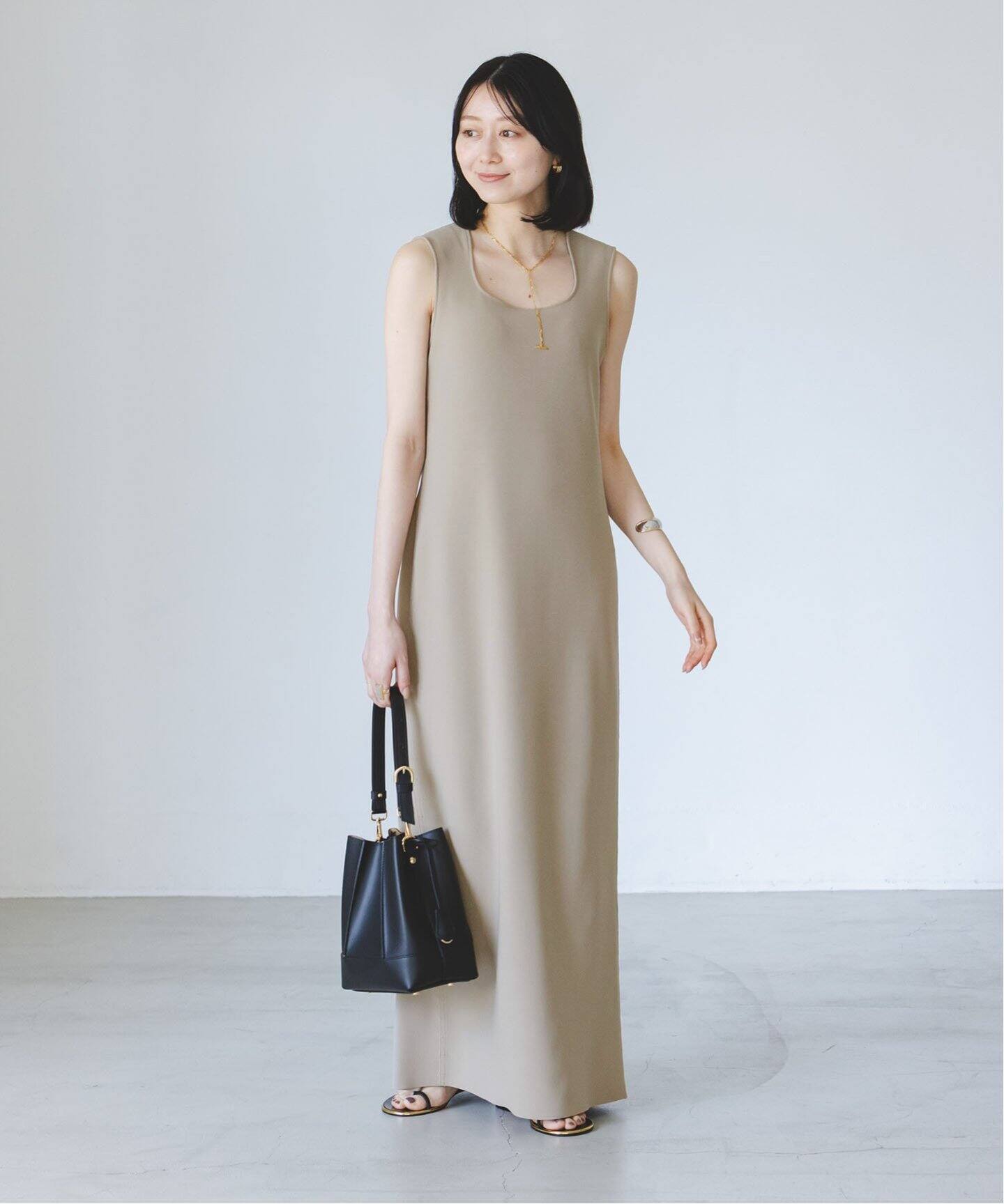 ニットジョーゼットニュアンスネックワンピース（ワンピース）｜NOBLE  