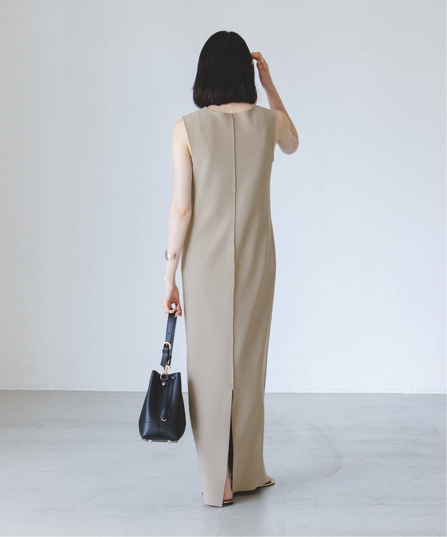 ニットジョーゼットニュアンスネックワンピース（ワンピース）｜NOBLE  