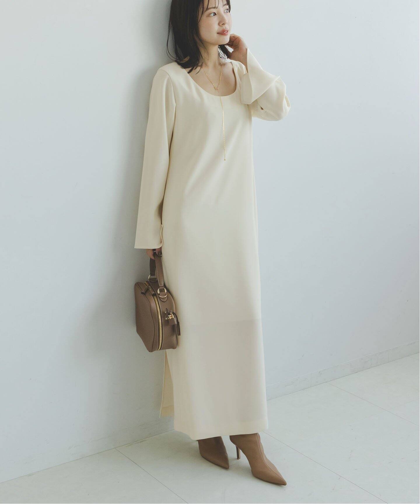 ワイドネックIラインワンピース（ワンピース）｜NOBLE（ノーブル）の  