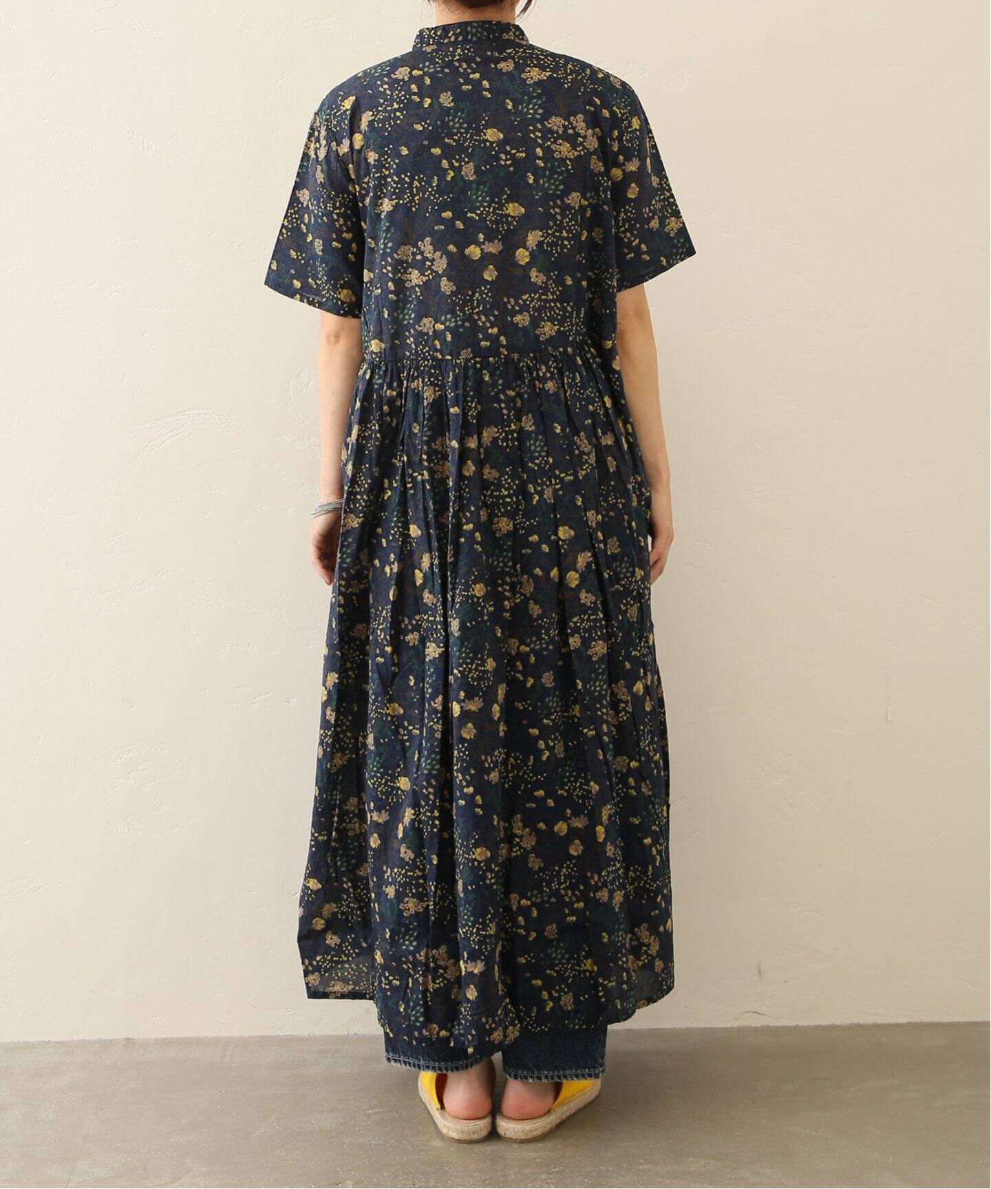 SOIL/ソイル】FLOWER PRINT BANDED COLLAR DRESS（ワンピース 