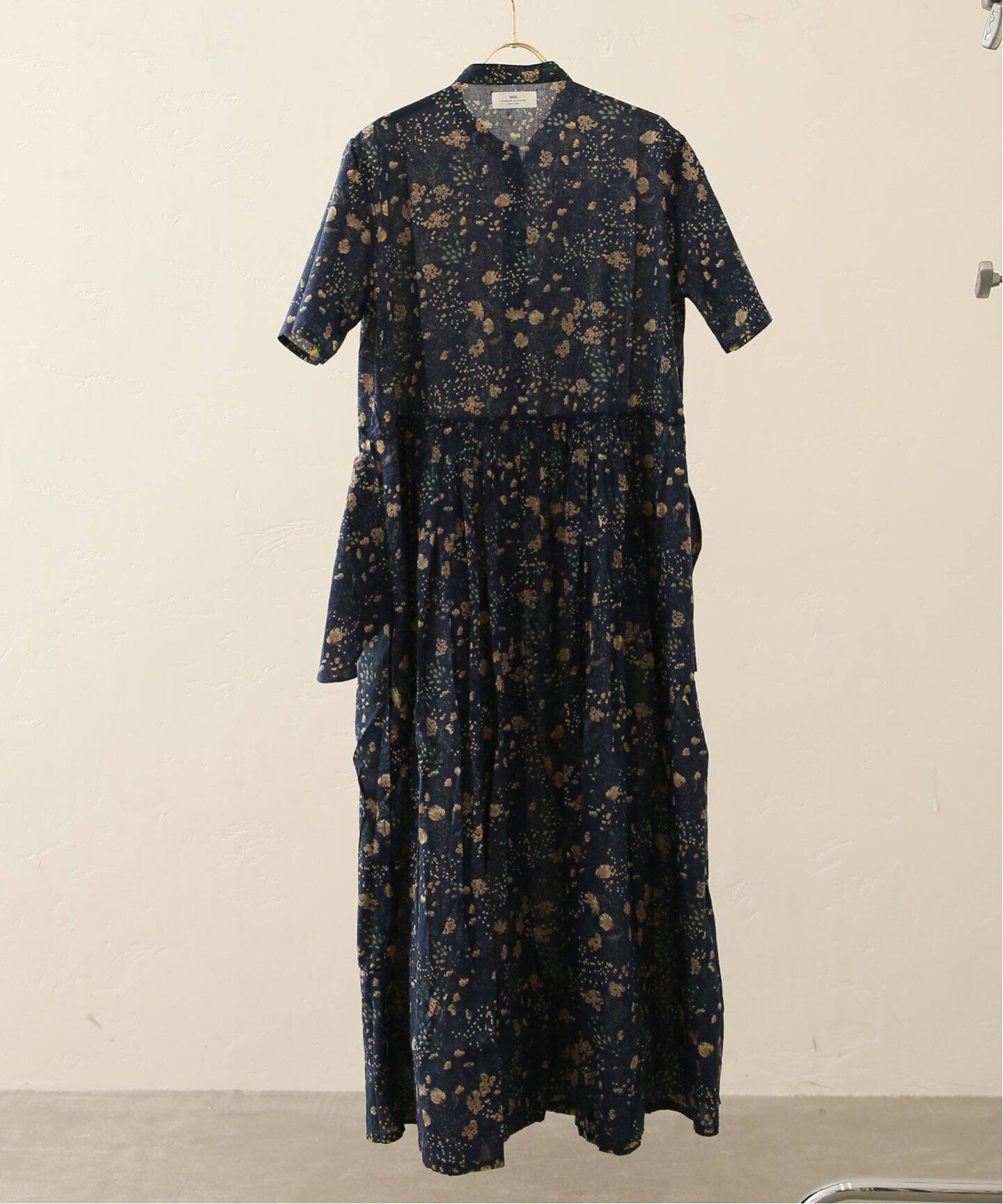SOIL/ソイル】FLOWER PRINT BANDED COLLAR DRESS（ワンピース  