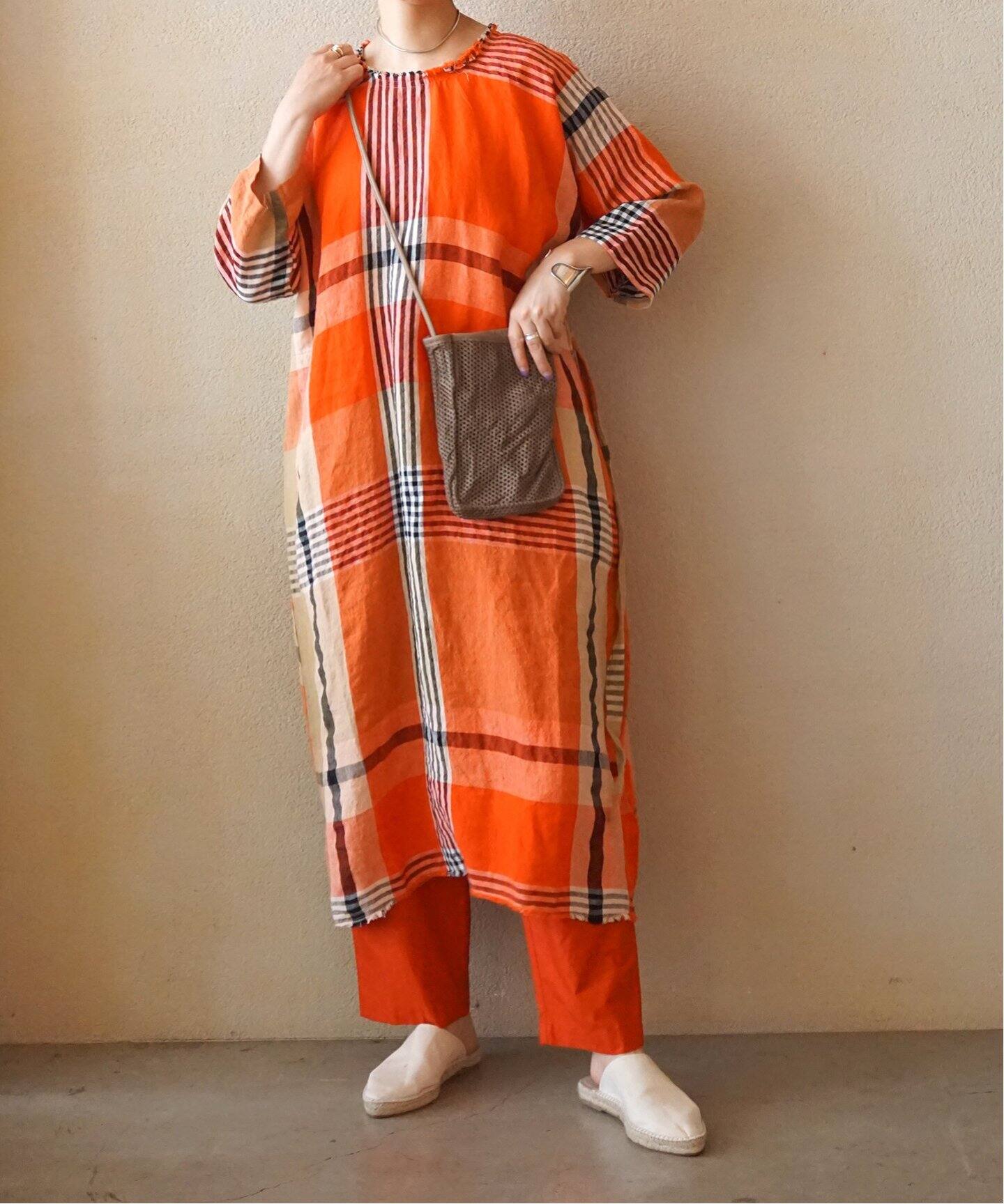 H+HANNOH WESSEL/エイチプラスハノーウェーゼル】 LINEN CHECK PULL 