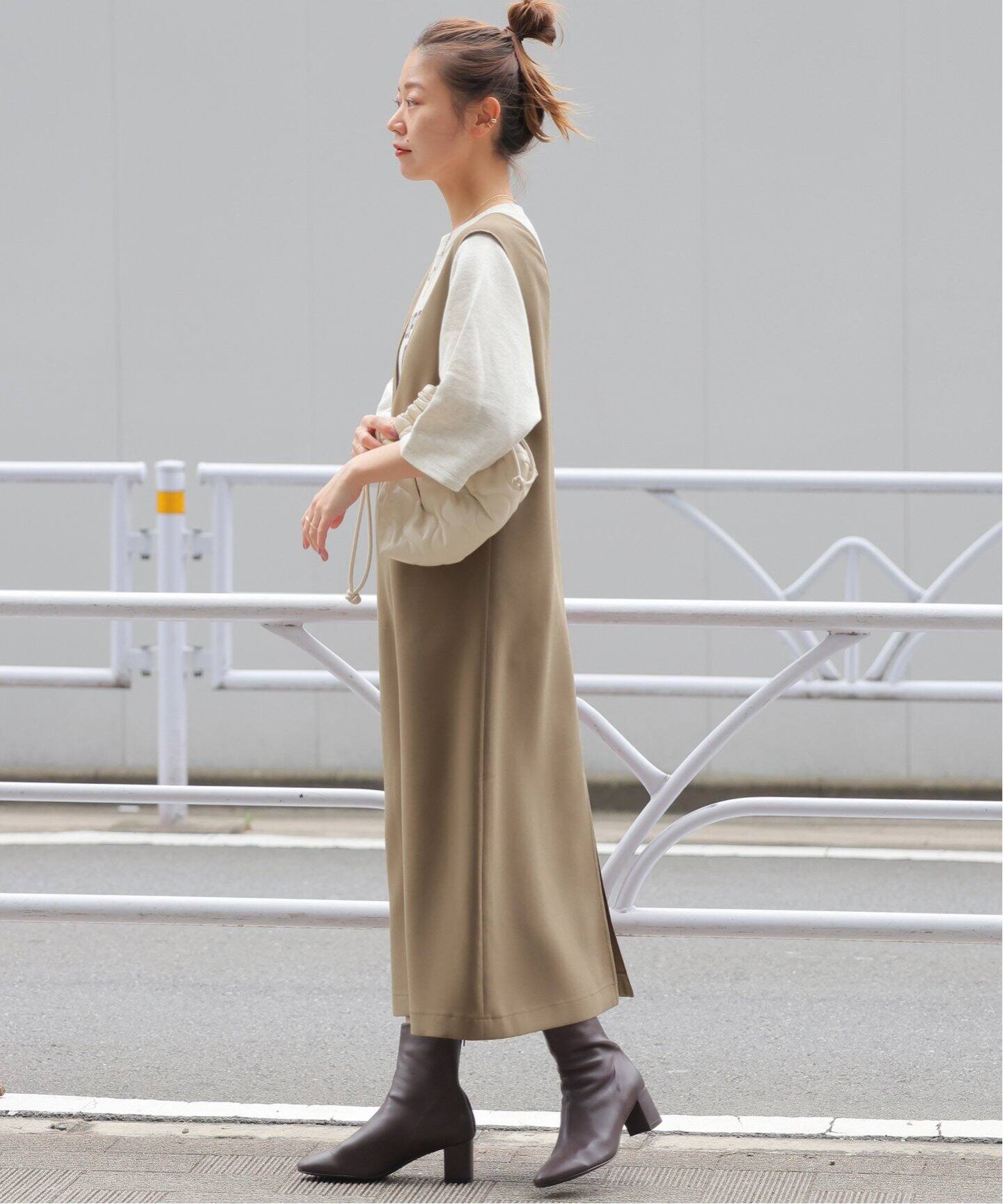 ウォッシャブルダブルクロスジャンパースカート（ワンピース