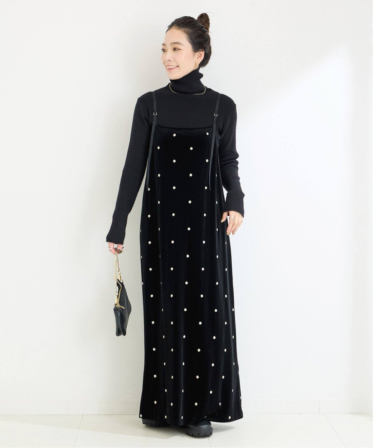 ベロアフラワー刺繍ワンピース（ワンピース）｜B.C STOCK（ベーセー  