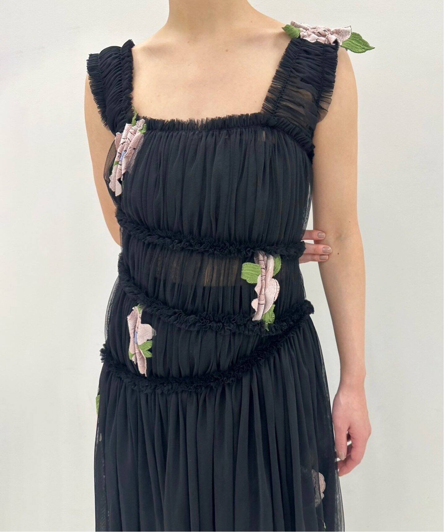 CAROLINE HU/キャロライン フウ】RUCHED TULLE DRESS（ワンピース 