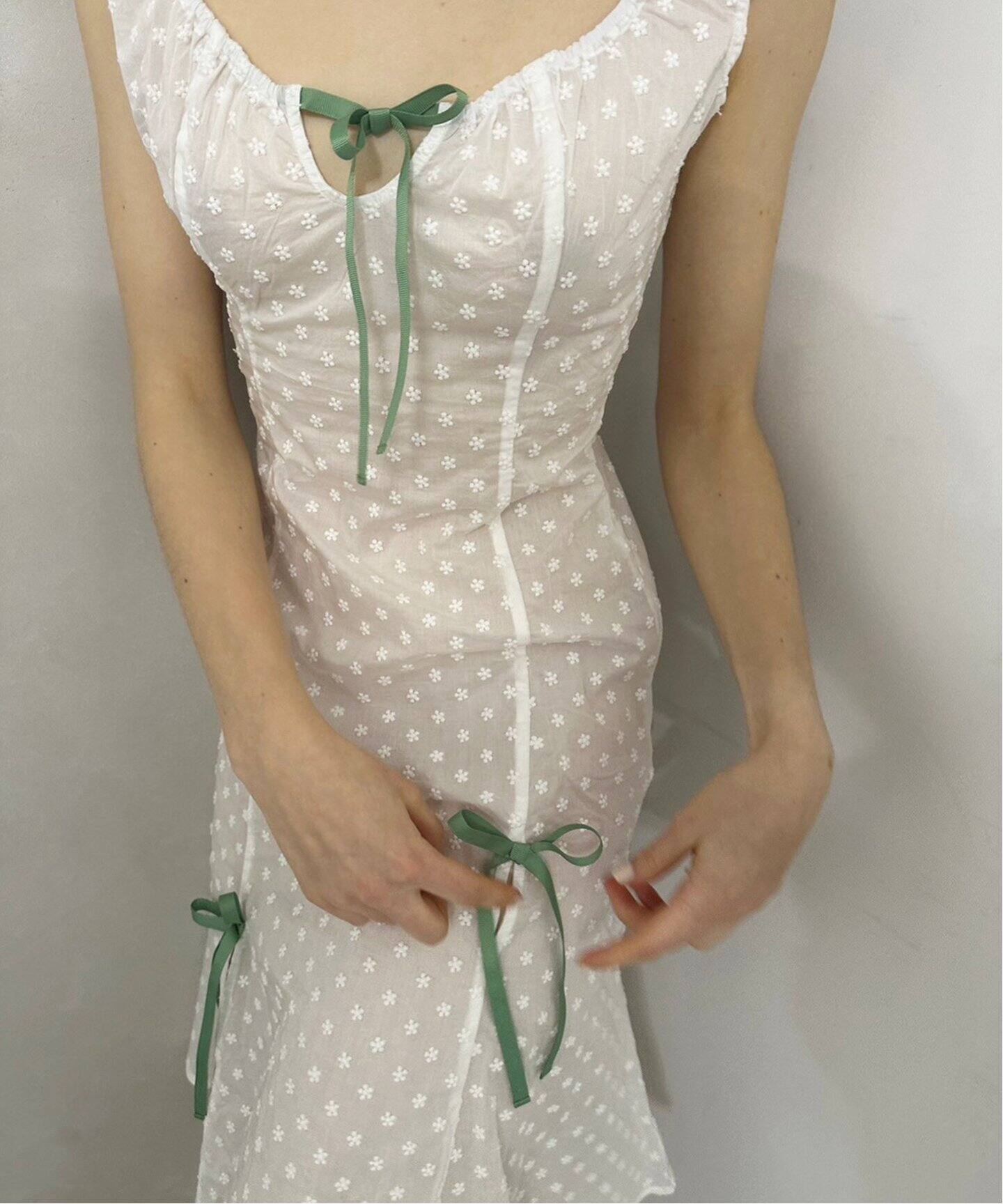 YUHAN WANG/ユハン ワン】embroidered cotton dress（ワンピース 
