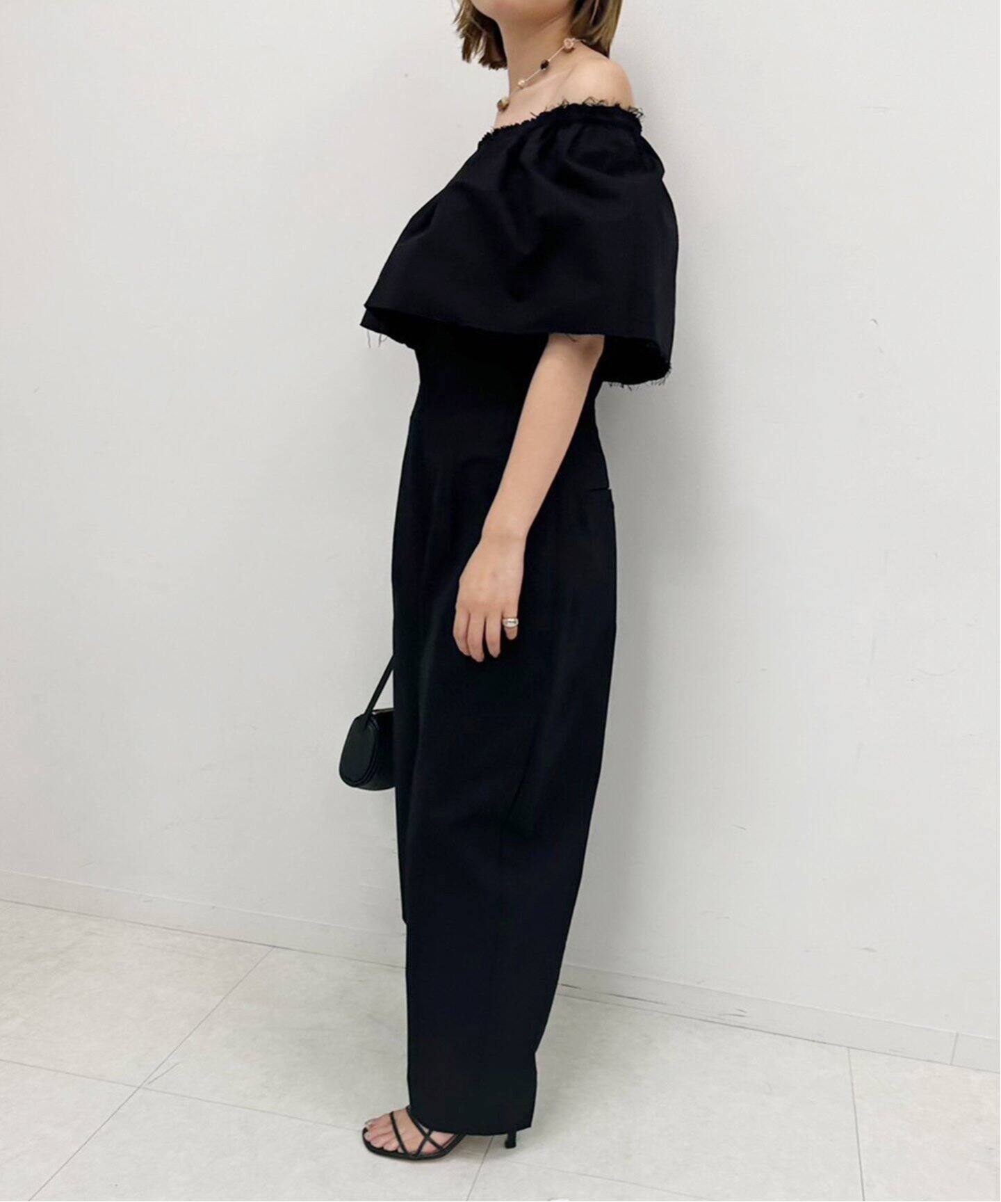 Hella/ヘラ】frill collar all in one（つなぎ／オールインワン 