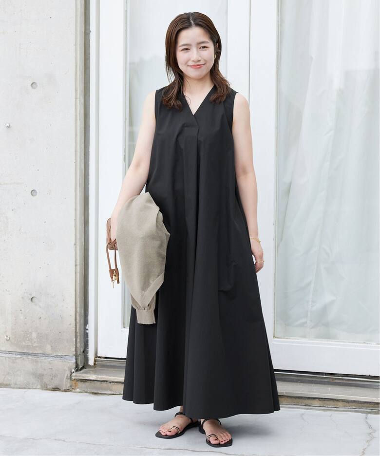 WEB・一部店舗限定》petite Vネック フレアワンピース（ワンピース  