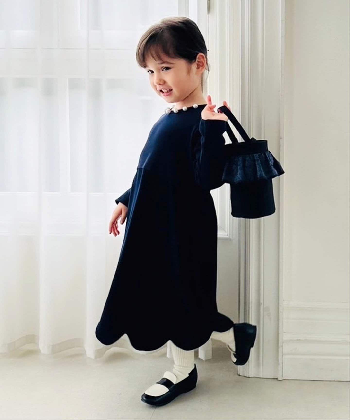 AMICA スカラップジレ AMICA スカラップジレ