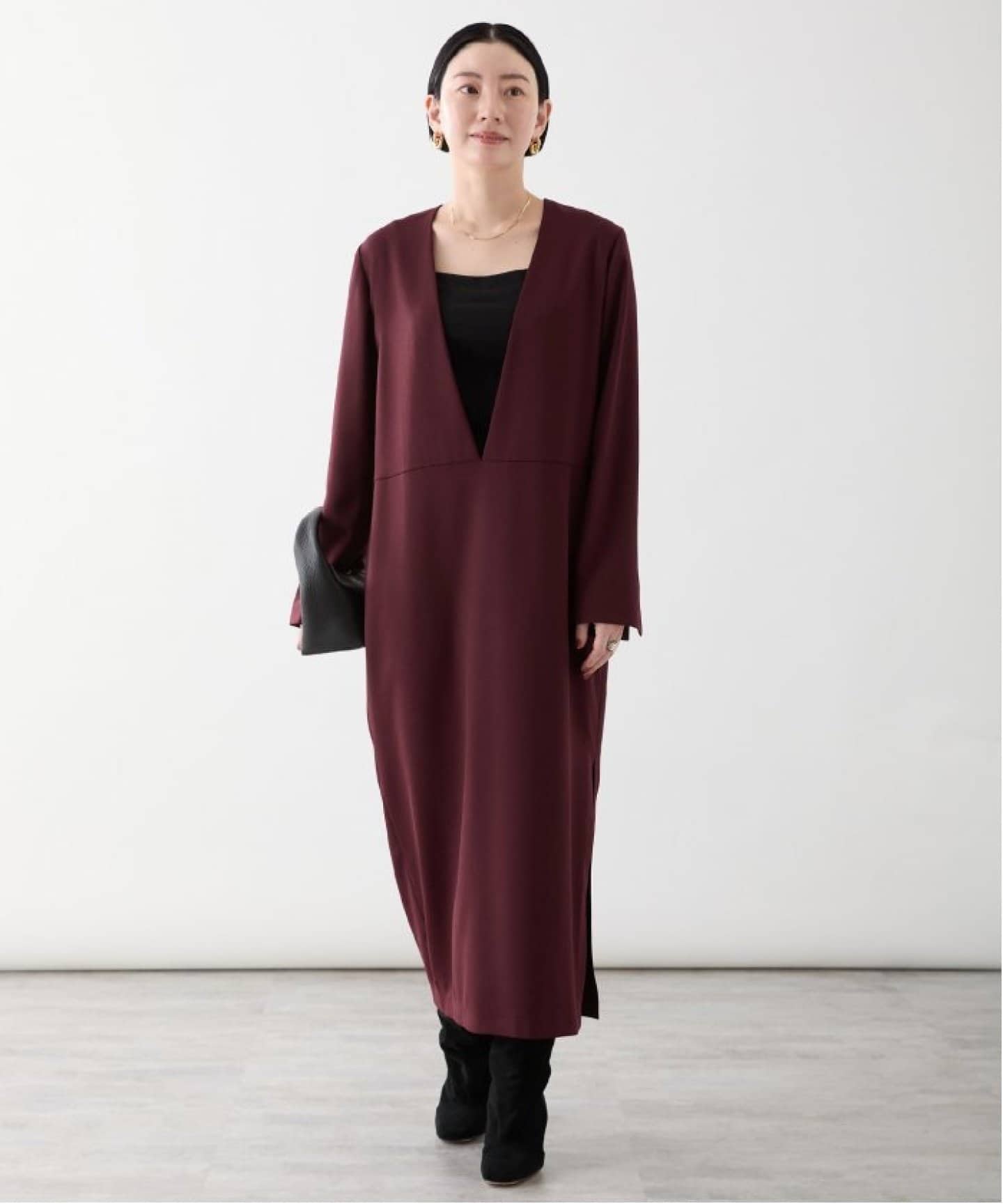 VERMEIL par iena 毛100%　Vネックワンピース　優雅　日本製 VERMEIL par iena 毛100% Vネックワンピース 優雅 日本製 woolツイルV