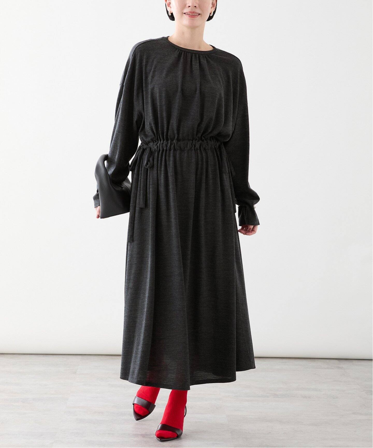 ROOM NO.8 BLACK WOOLJRSY GATHER ドレス BSR8O-003（ワンピース 