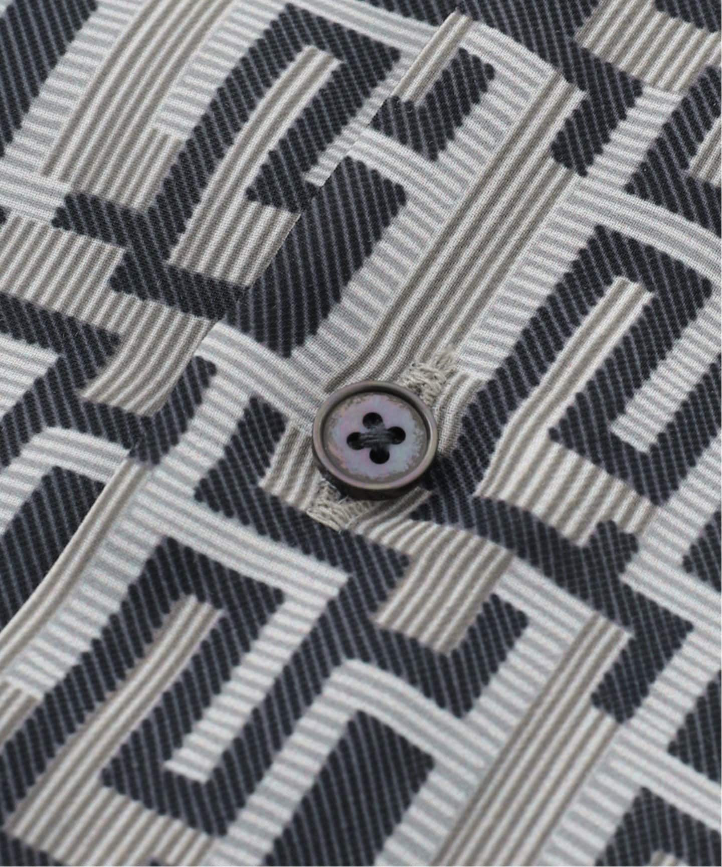 【値下】Hedie.+ hd Monogram Shirt 【size S】 Hedie.+ hd Monogram Shirt（シャツ／ブラウス）｜EDIFICE