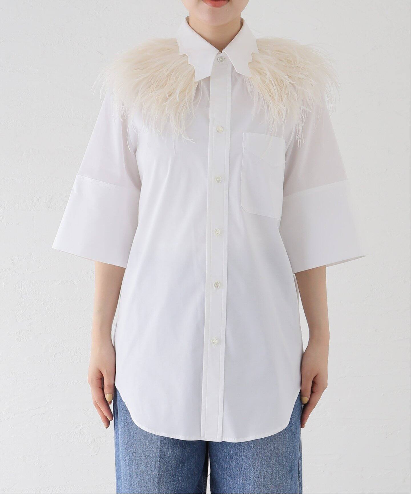 TOGA PULLA/トーガプルラ】Cotton S/S shirt with feather：シャツ  