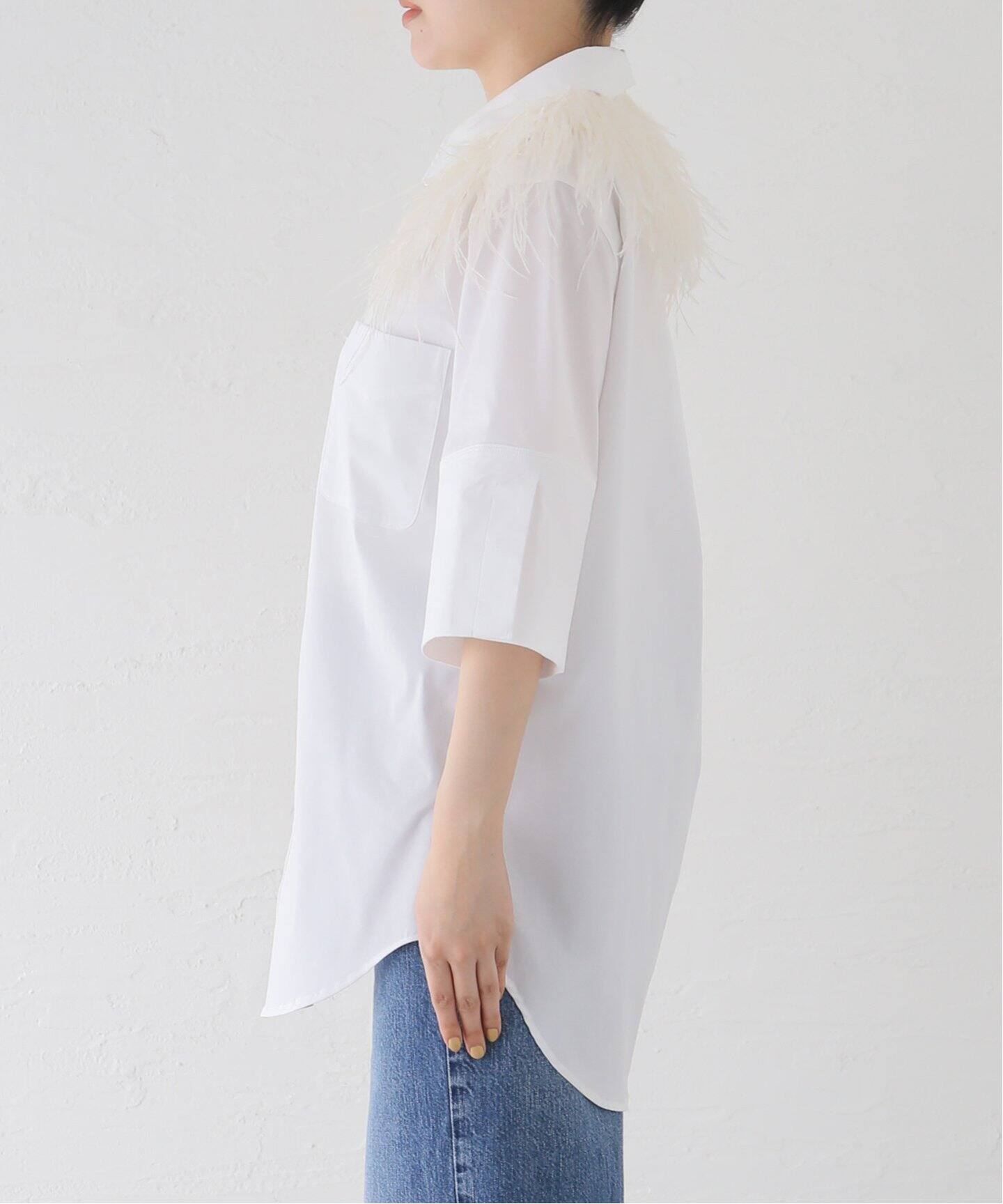 TOGA PULLA/トーガプルラ】Cotton S/S shirt with feather：シャツ 