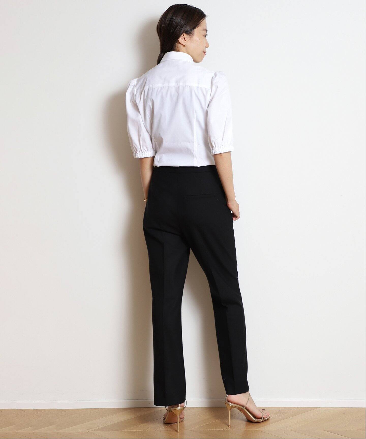 ミューズ ドゥドゥーズィエムクラス　マリア マクマナス　シャツ　71,500円 MARIA McMANUS/マリア マクマナス】 PUFF SLEEVE SLIM シャツ