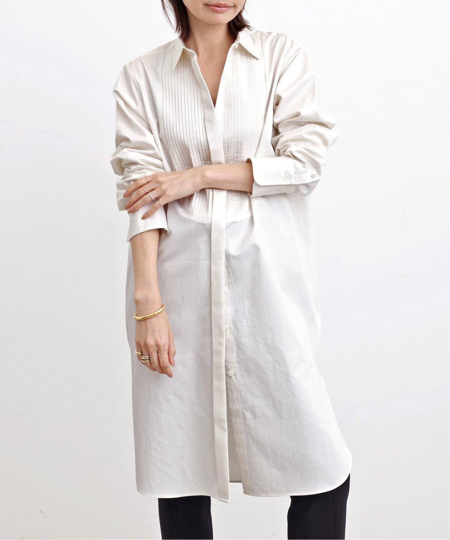 Col Pierrot/コル ピエロ】コンパクトシャイニーサテンピンタック  