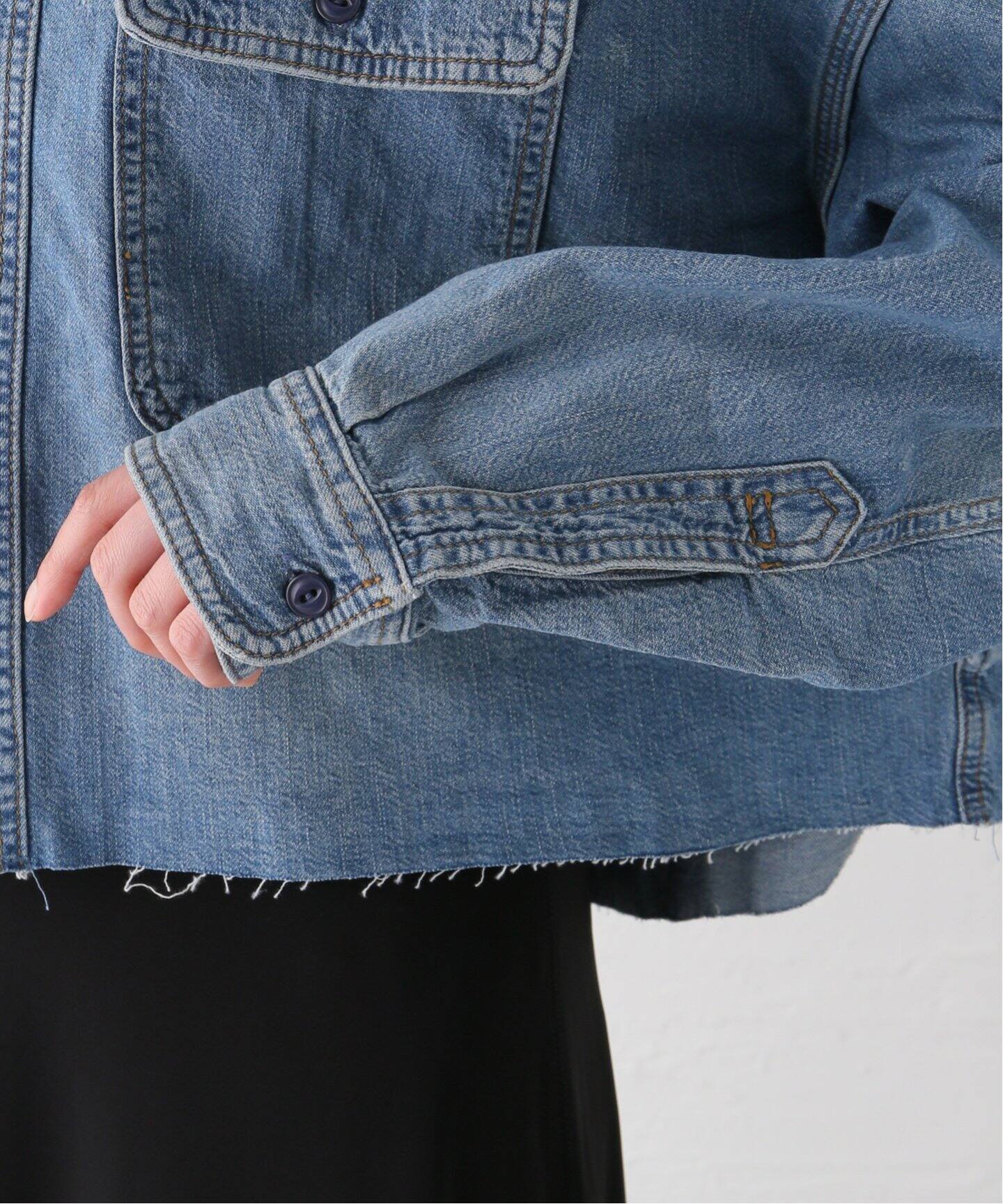 R13/アールサーティーン】 CROPPED DENIM SHIRT（シャツ／ブラウス 