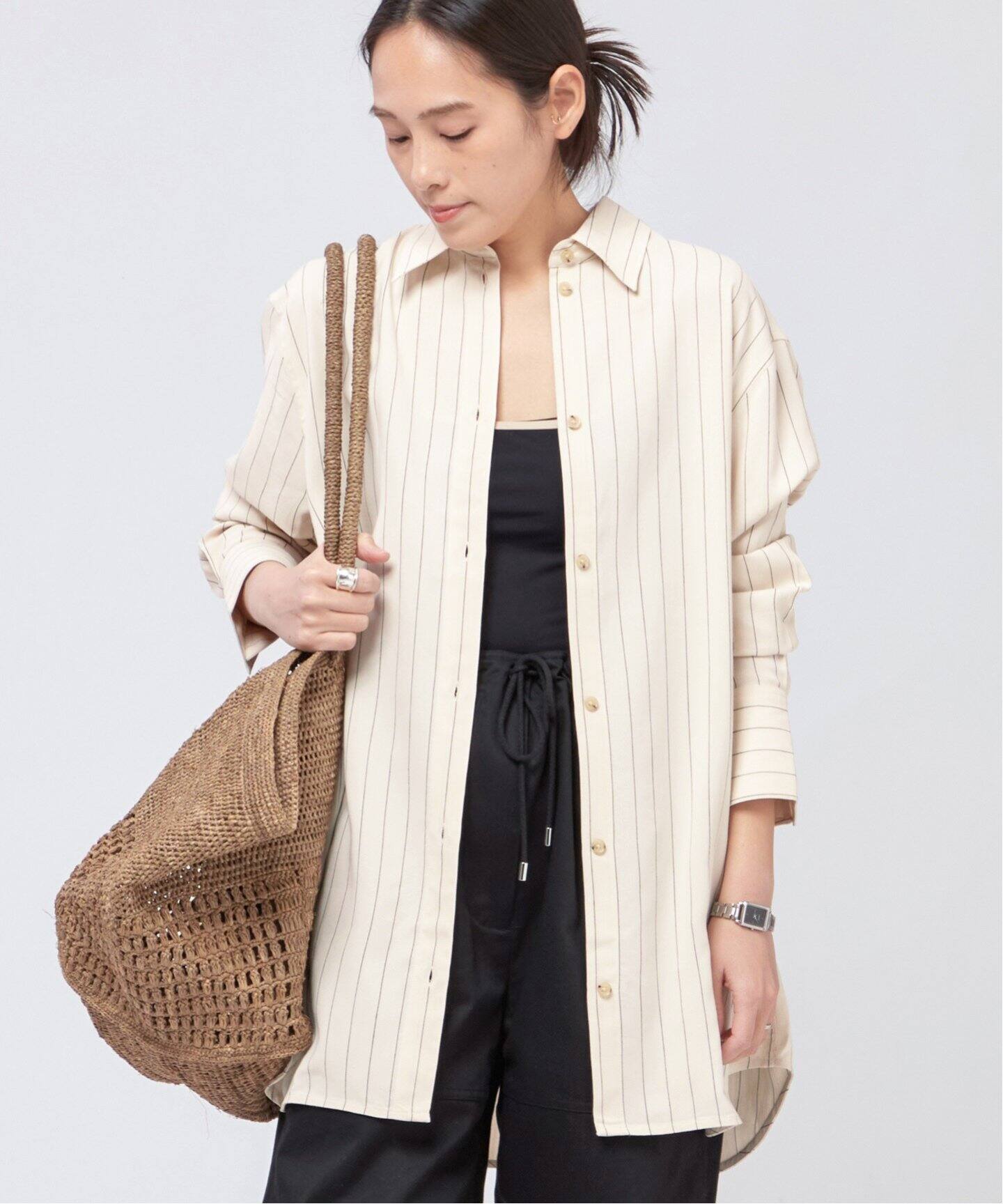 TOTEME/トーテム】Relaxed pinstriped shirt（シャツ／ブラウス）｜AP  