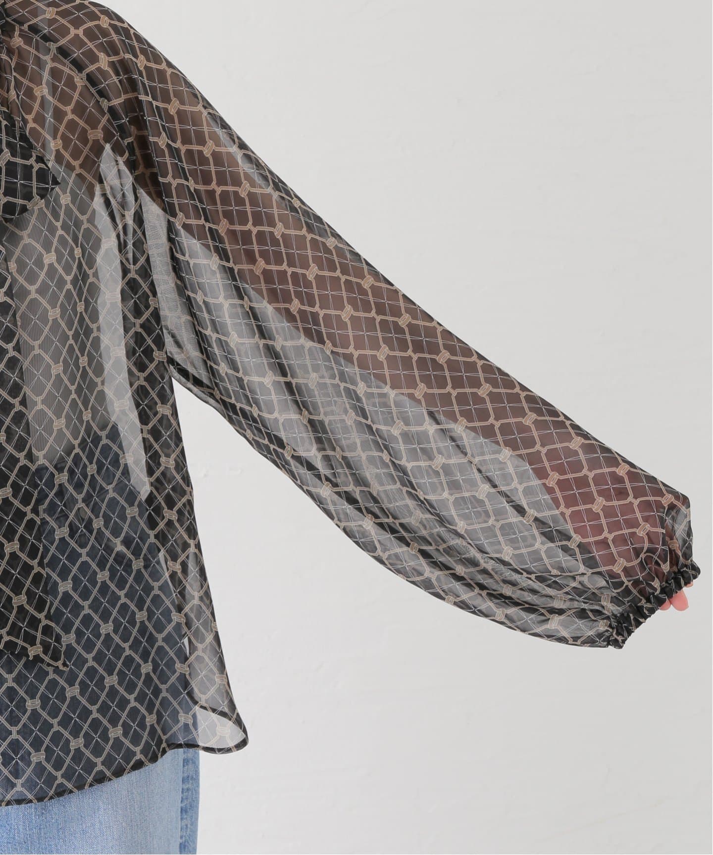 チェーンプリントエアリーボウタイブラウス（シャツ／ブラウス