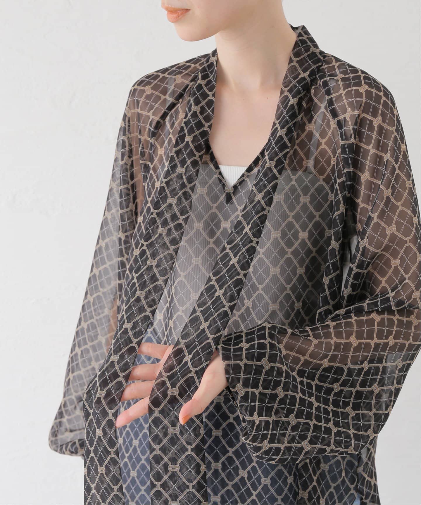 チェーンプリントエアリーボウタイブラウス（シャツ／ブラウス