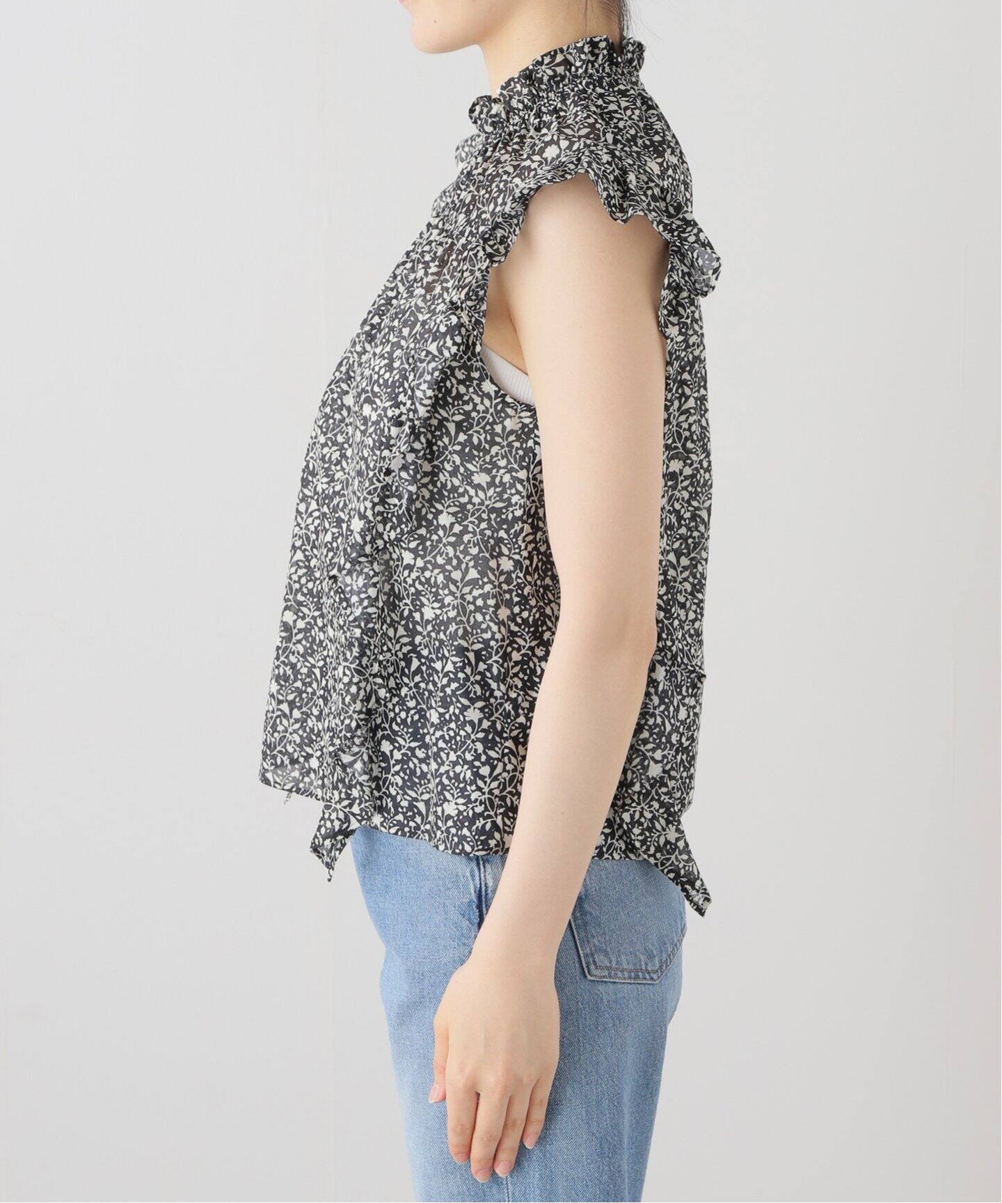 追加3》モノトーンフラワープリントノースリブラウス（シャツ  