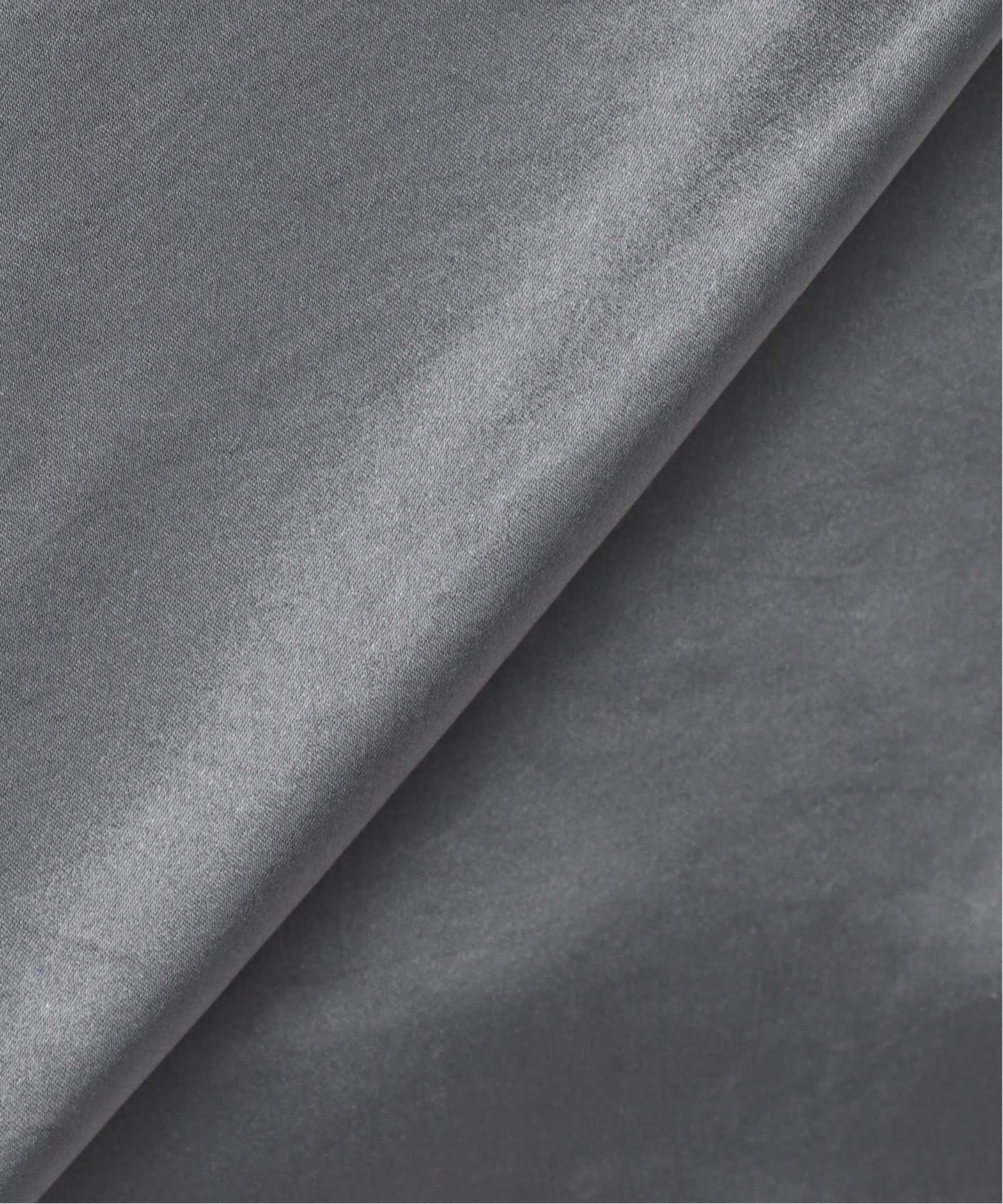 サテンスクエアーネックタンクトップ（タンクトップ）｜NOBLE