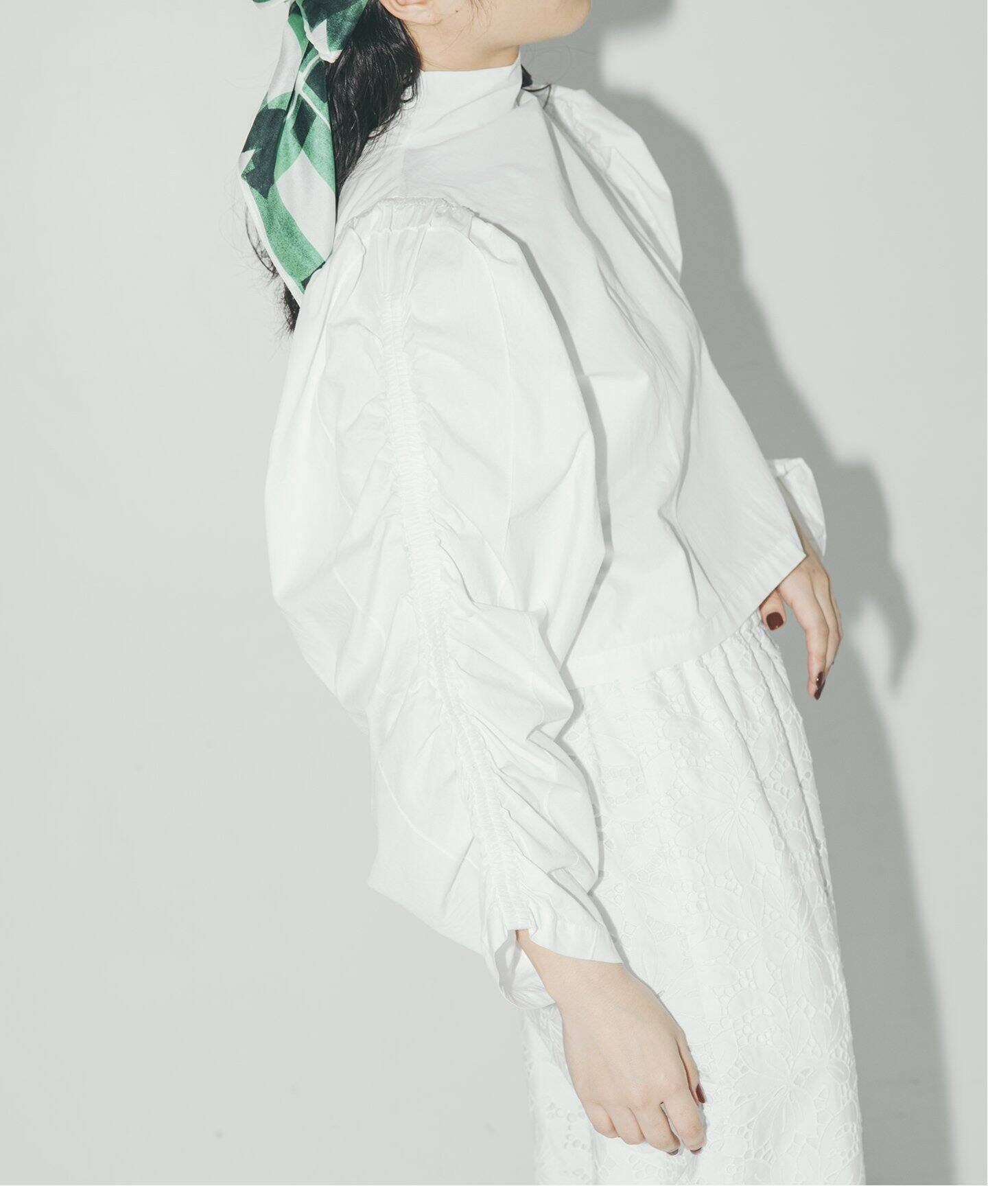 SEEALL/シーオール】 GATHER SLEEVE TOP:ブラウス（シャツ／ブラウス 