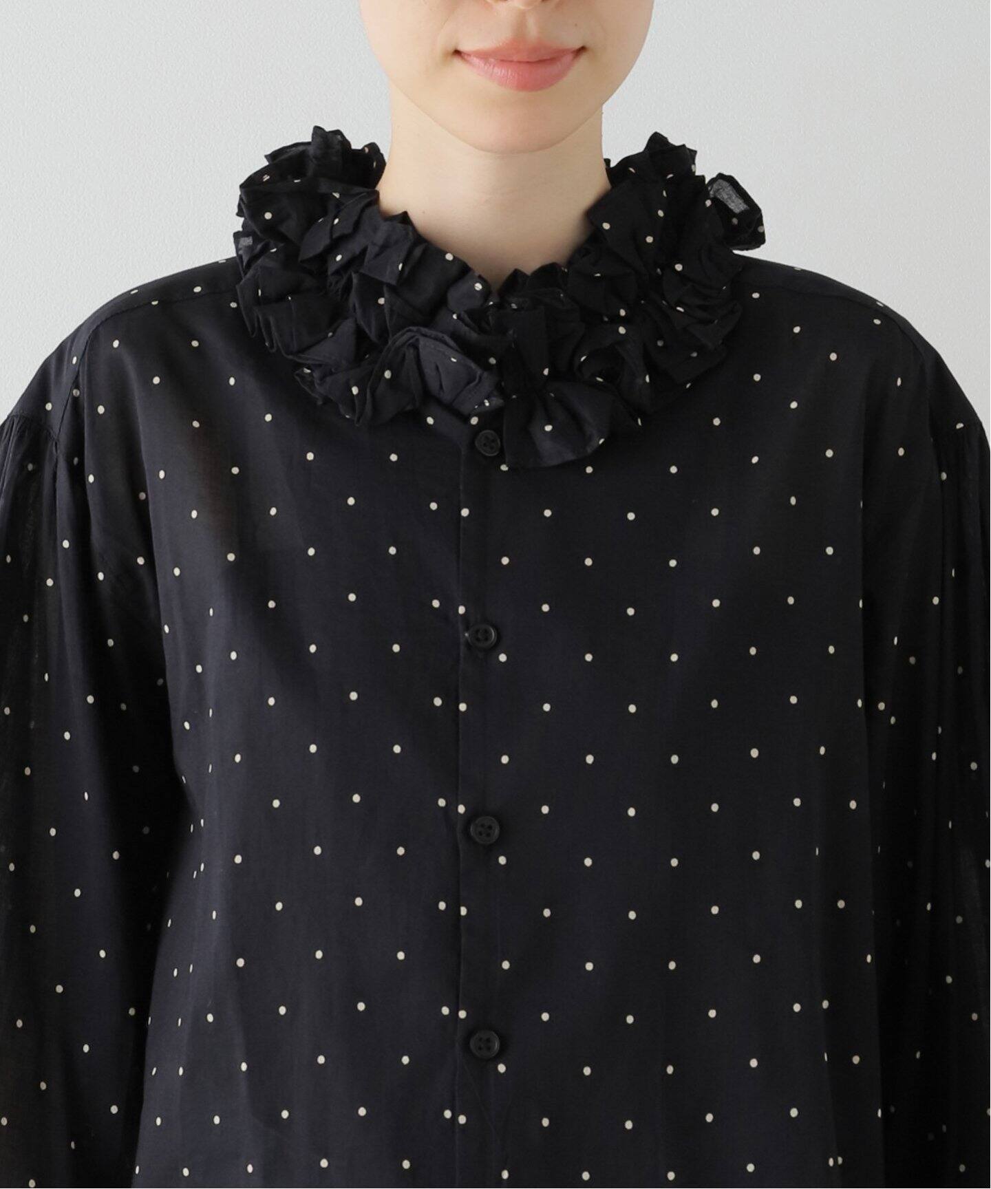 crinkle crinkle crinkle】cotton frill collar dot shirts：ブラウス 