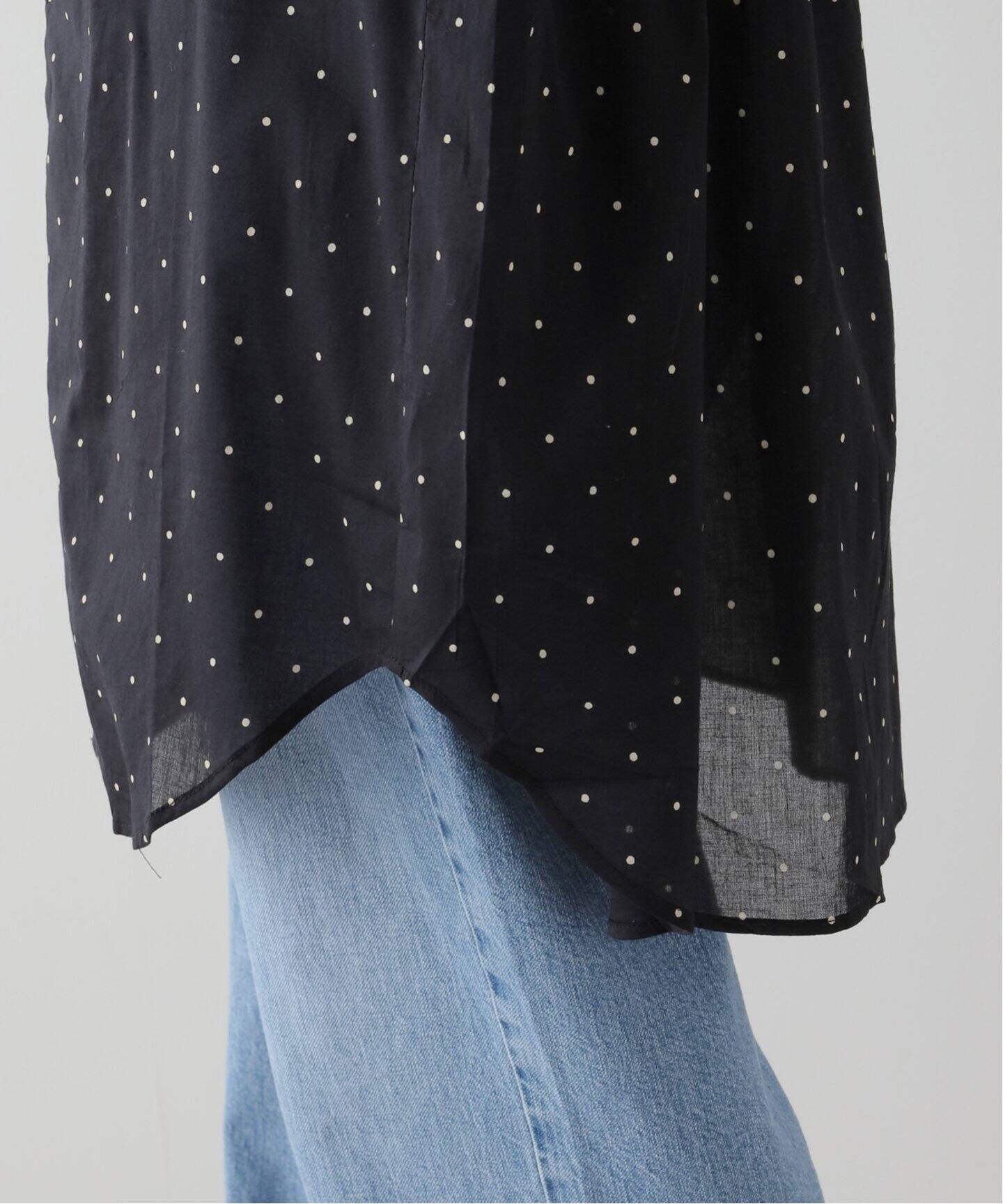 crinkle crinkle crinkle】cotton frill collar dot shirts：ブラウス 
