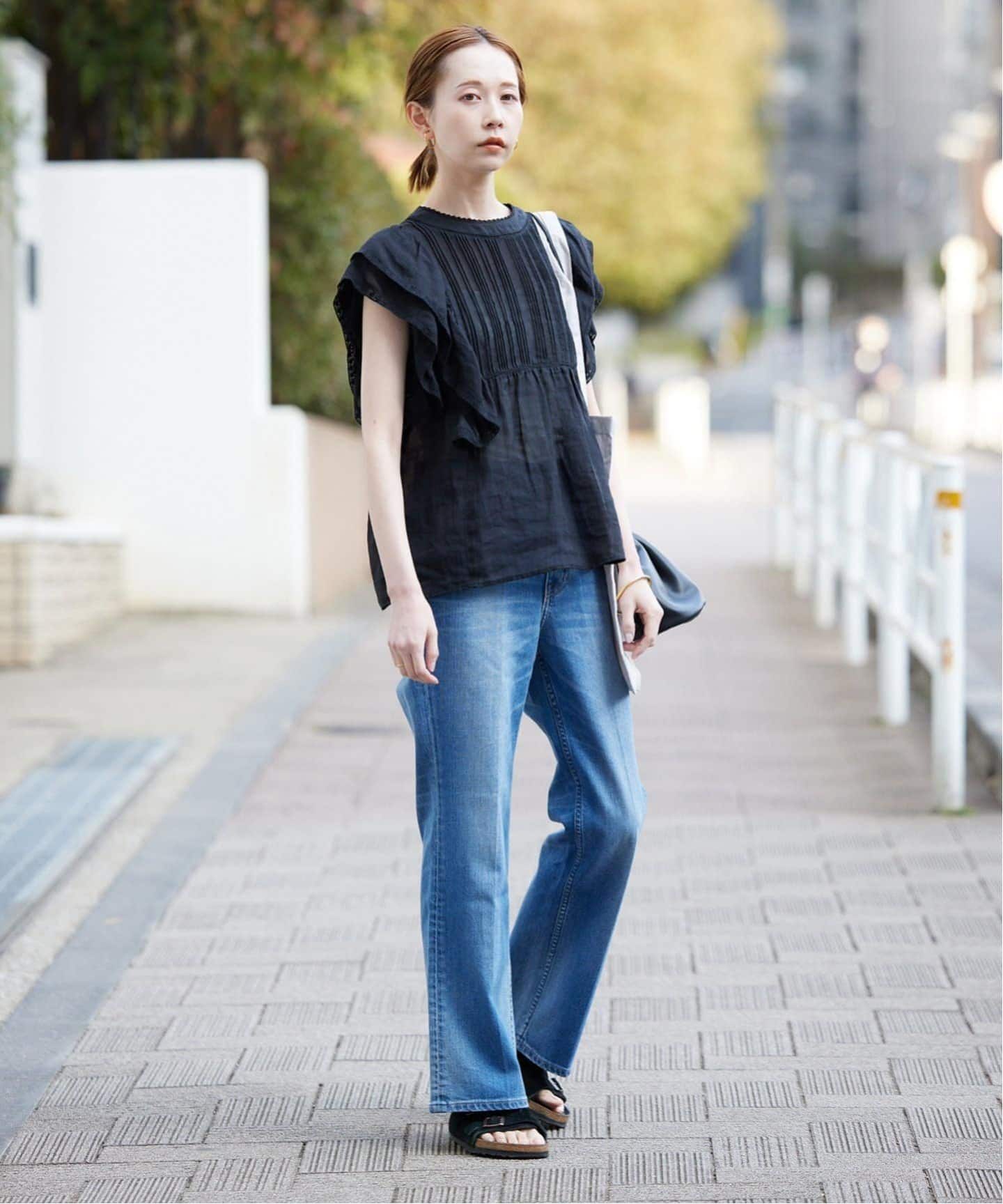 【SLOBEIENA】24SS 24051912415120 ラミーフリルピンタックブラウス半袖ブラウス 追加2》ラミーフリルピンタックブラウス（シャツ／ブラウス）｜SLOBE