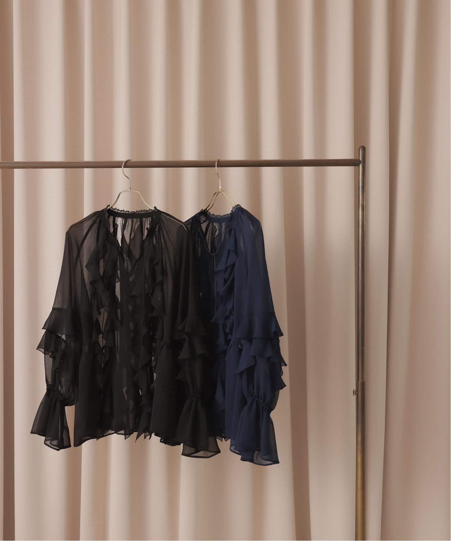 habi Frill ブラウス フリルブラウス 黒 ブラック