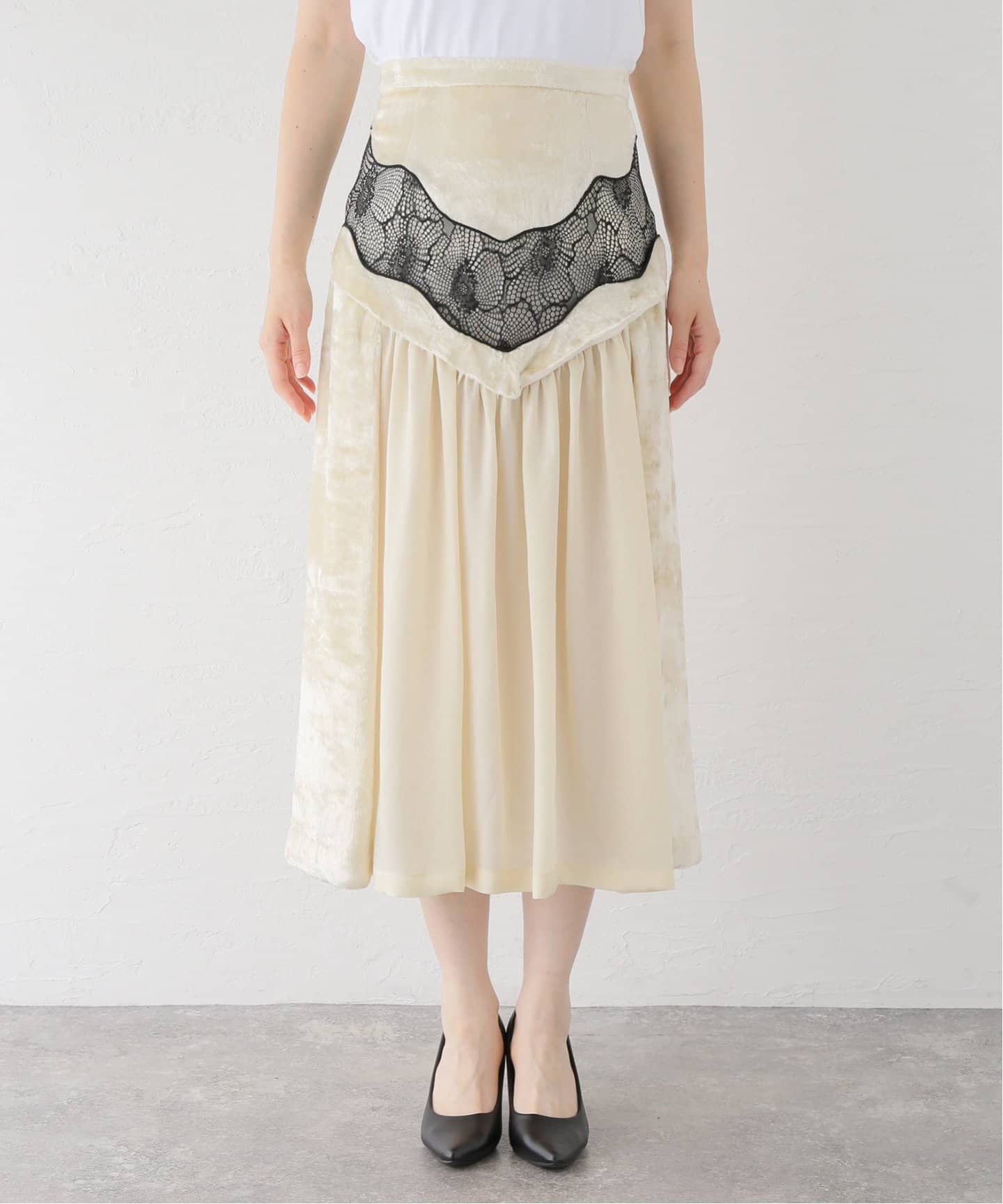 TOGA PULLA VELVET LACE SKIRT TP242-FG221：スカート（その他スカート