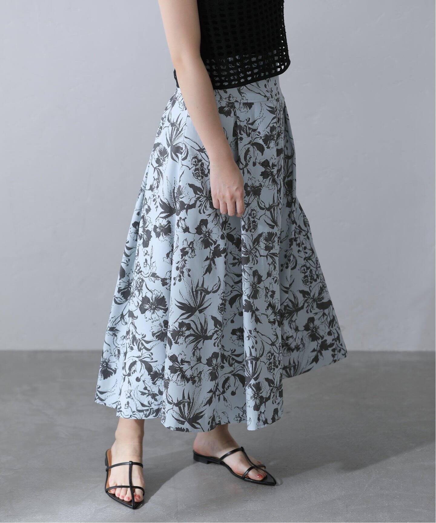 ボタニカルフラワータックスカート（ロング・マキシ丈スカート）｜La  