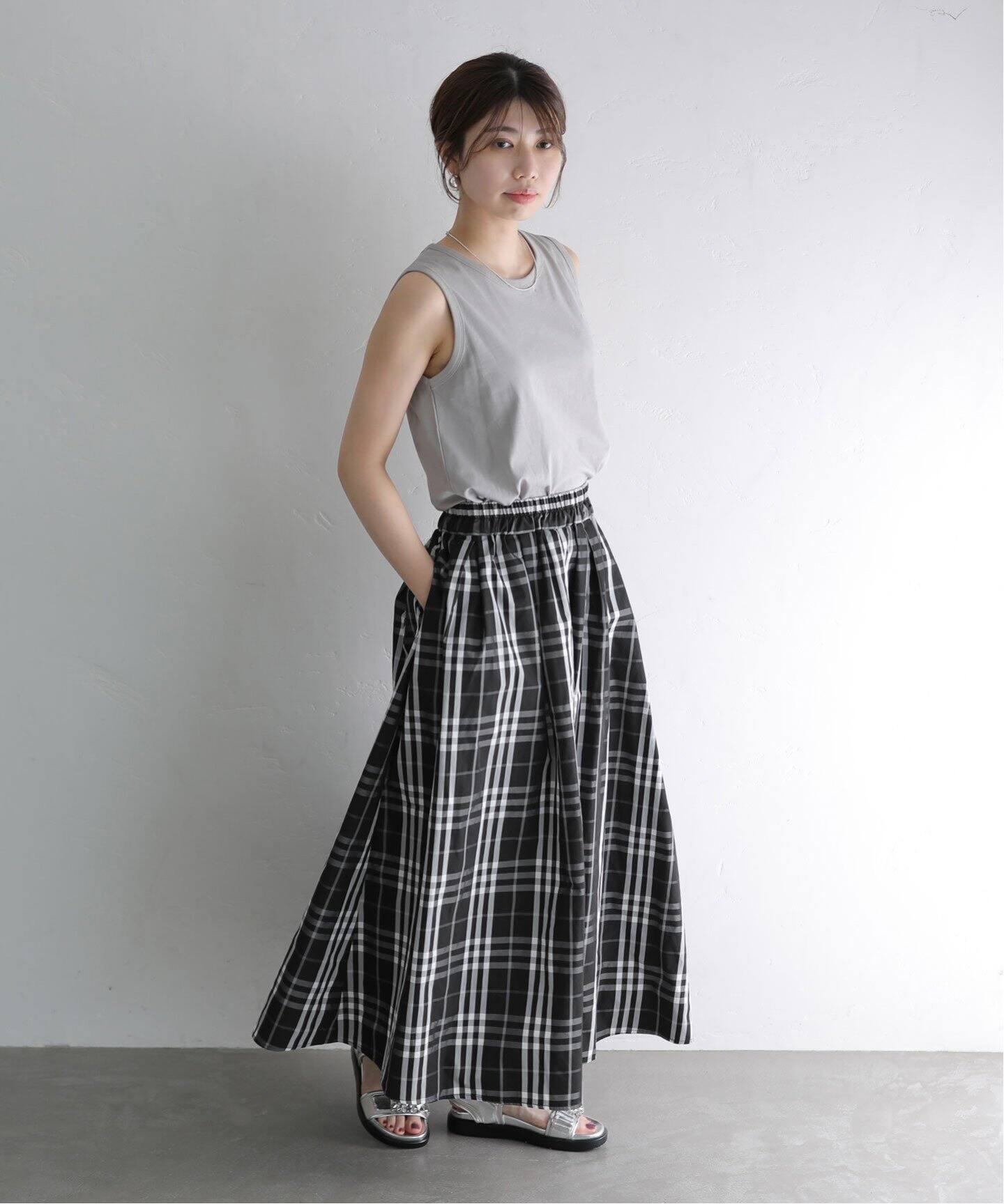 アパルトモンAP STUDIO TanC TOKYO taffeta スカート（スタックシアー  