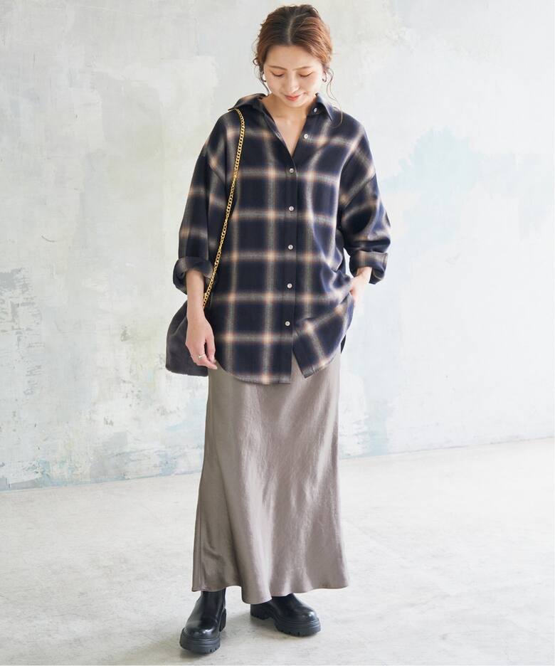 サテンフレアスカート（ロング・マキシ丈スカート）｜Spick and Span  